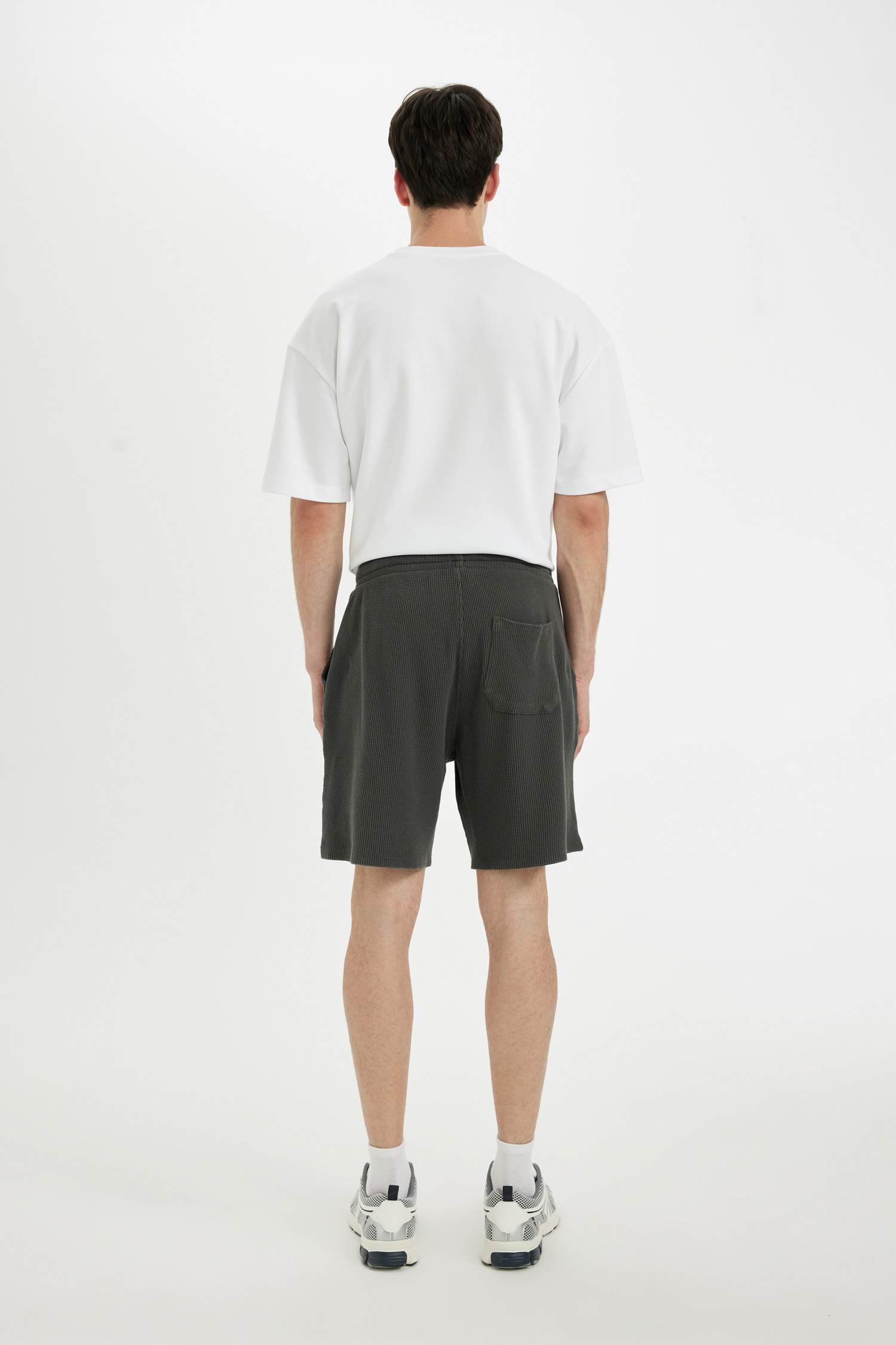 %100 Pamuk Relax Fit Petek Dokulu Cepli Bermuda Şort