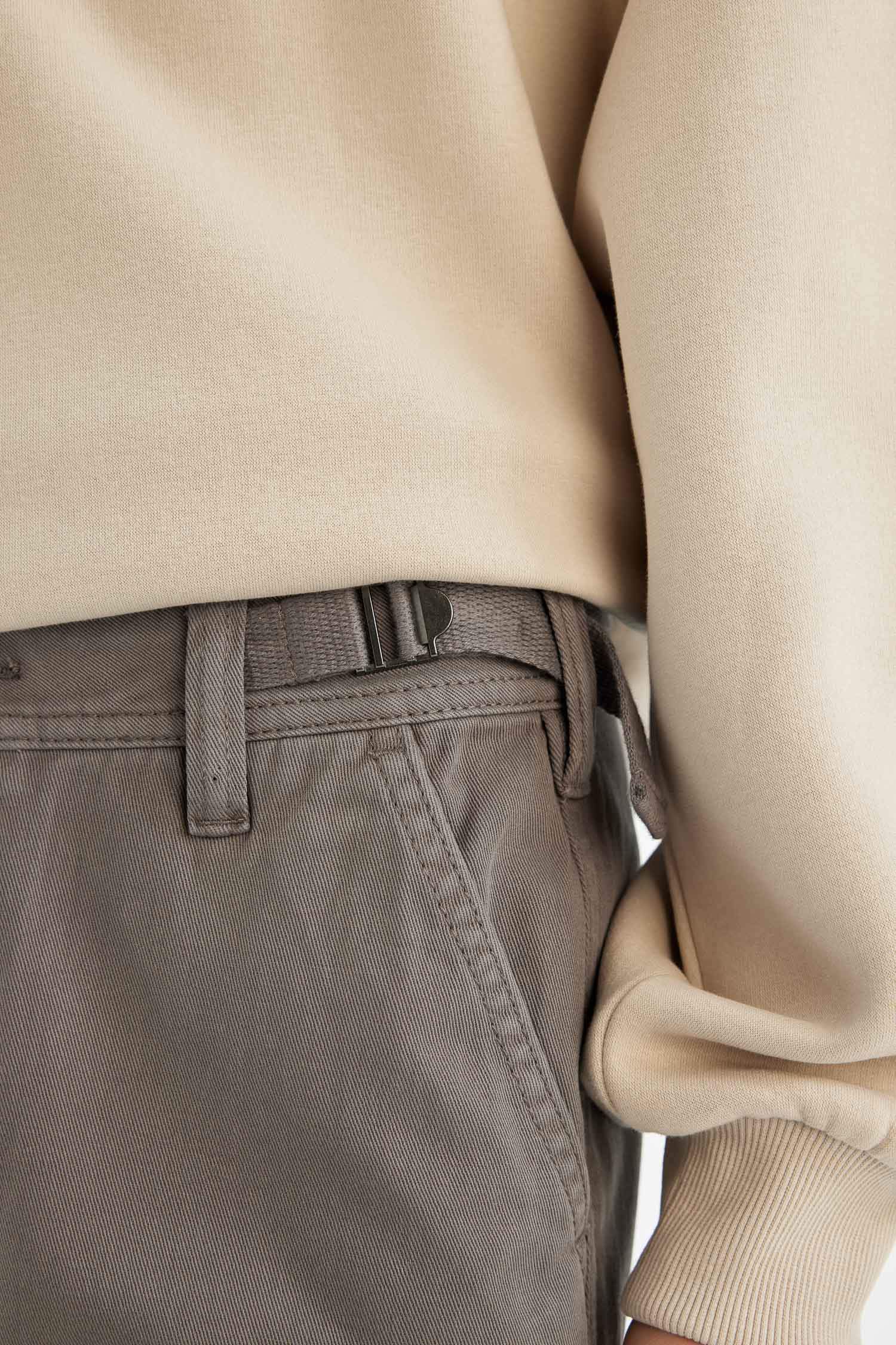 Straight Fit High Waist Gabardine Cargo Pants