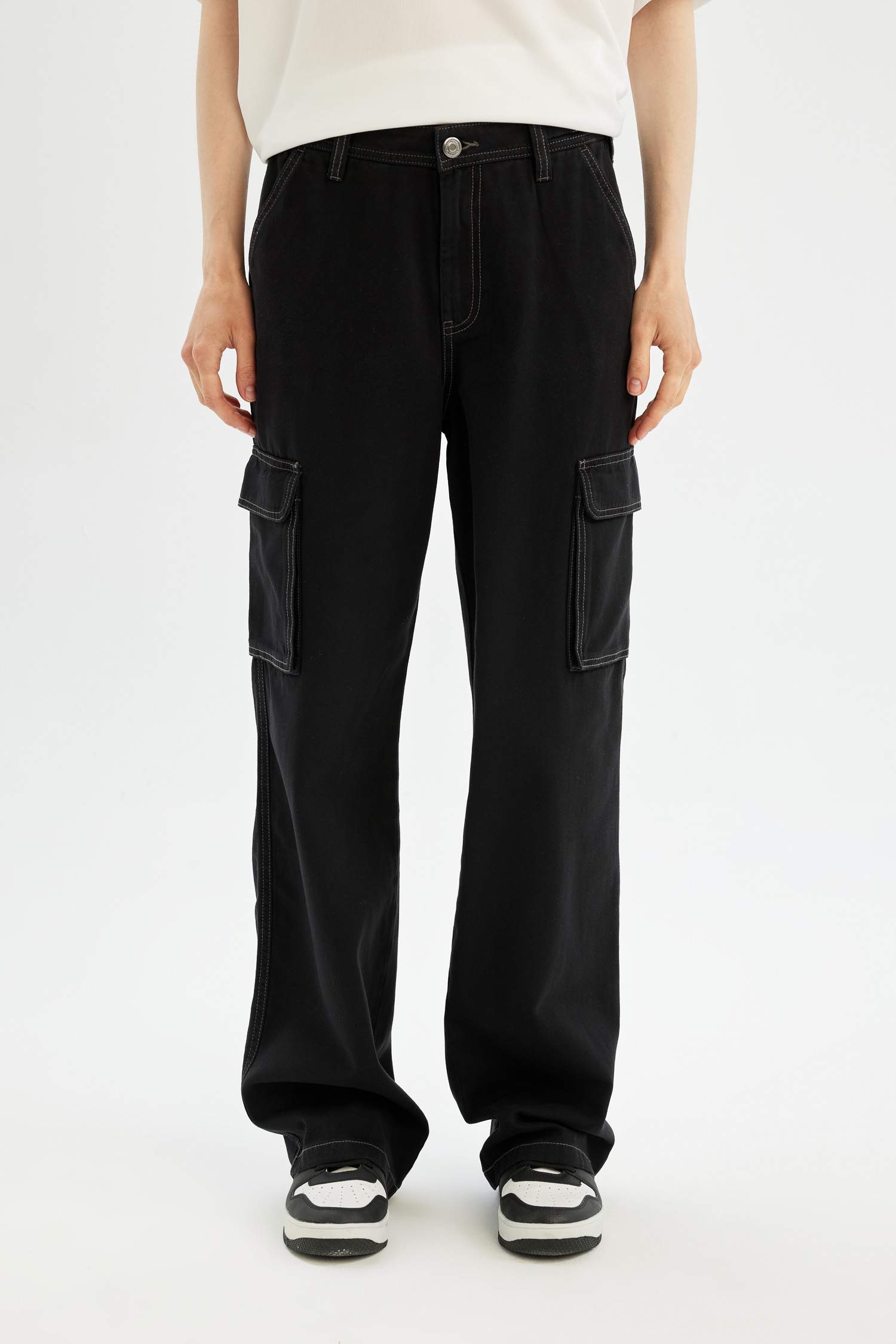 Straight Fit High Waist Gabardine Cargo Pants