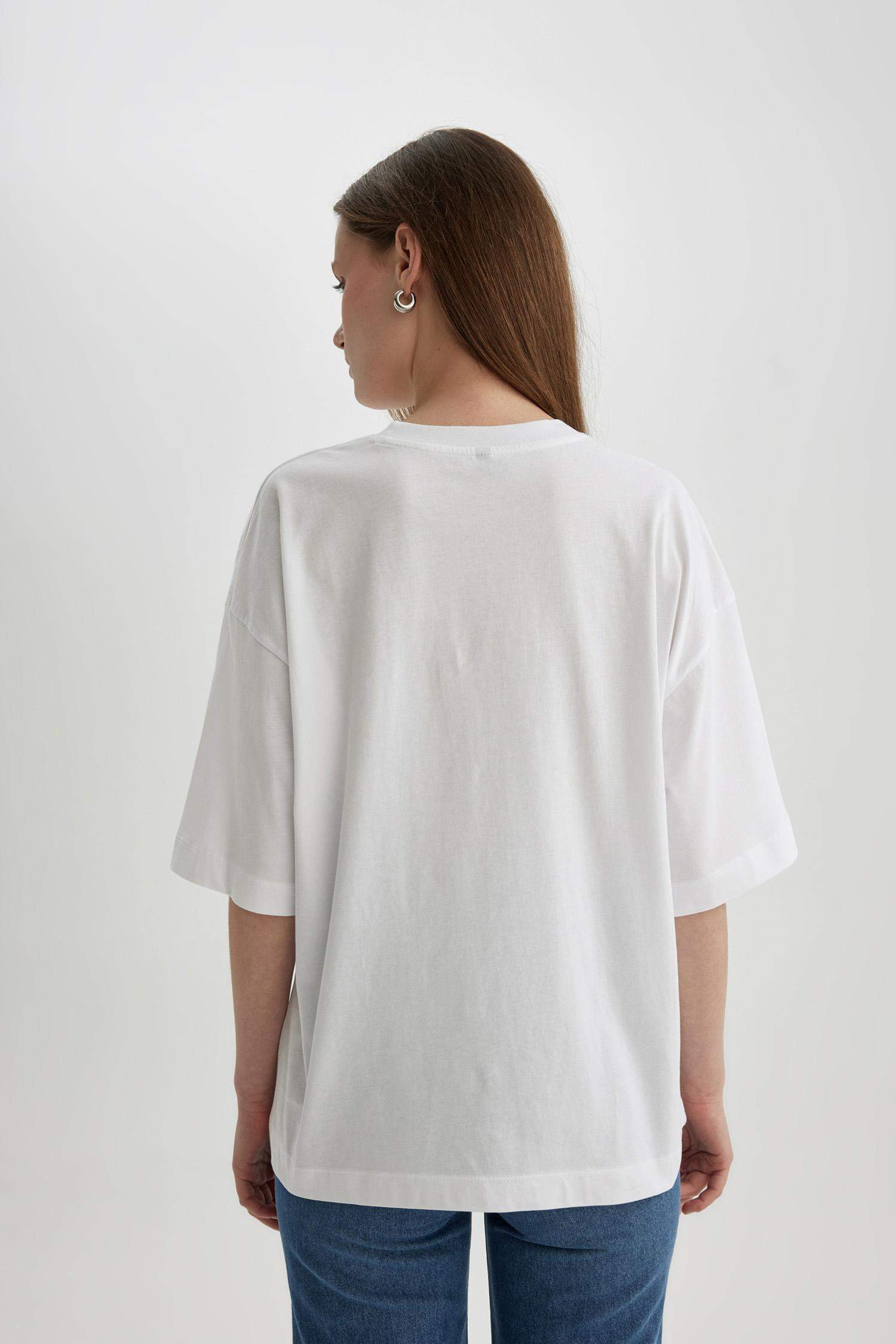 Oversize Fit Crew Neck Slogan Short Sleeve T-Shirt