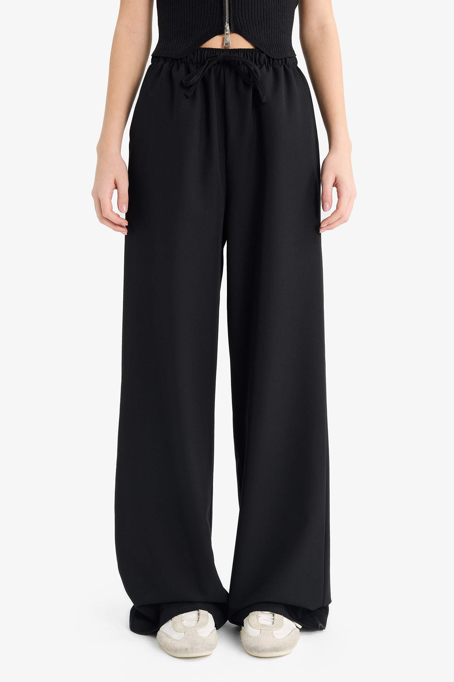 Wide Leg Trousers