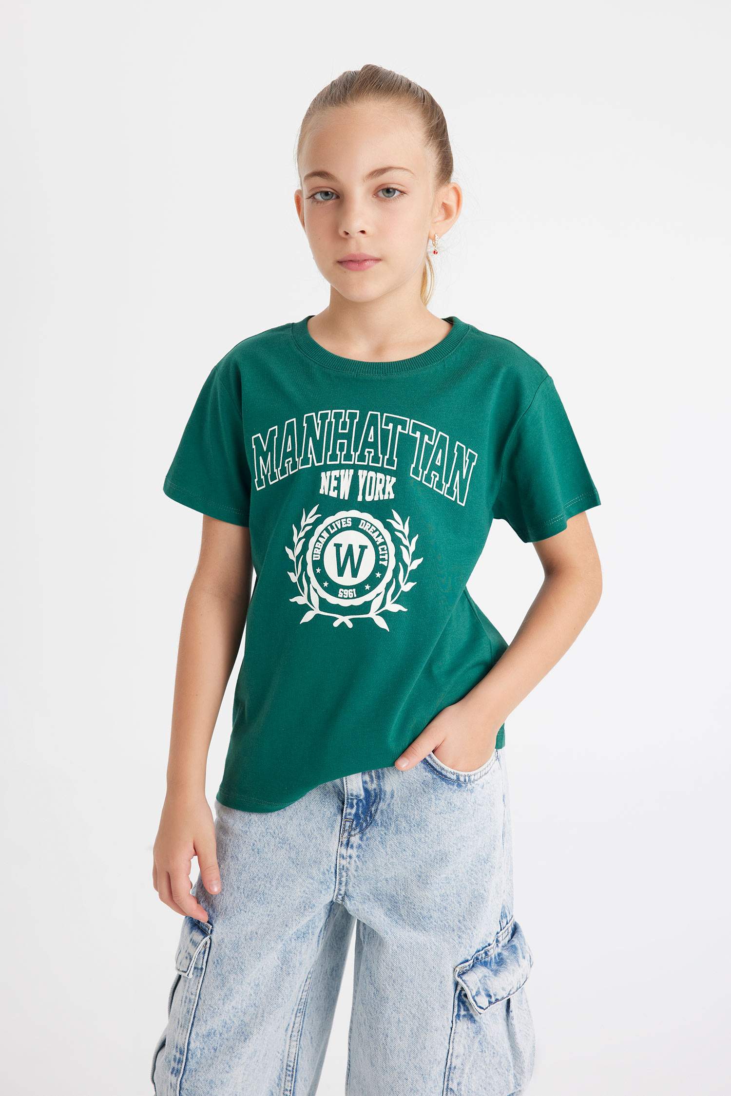 Kız Çocuk Relax Fit Bisiklet Yaka Yazı Baskılı Kısa Kollu Okul Tişörtü