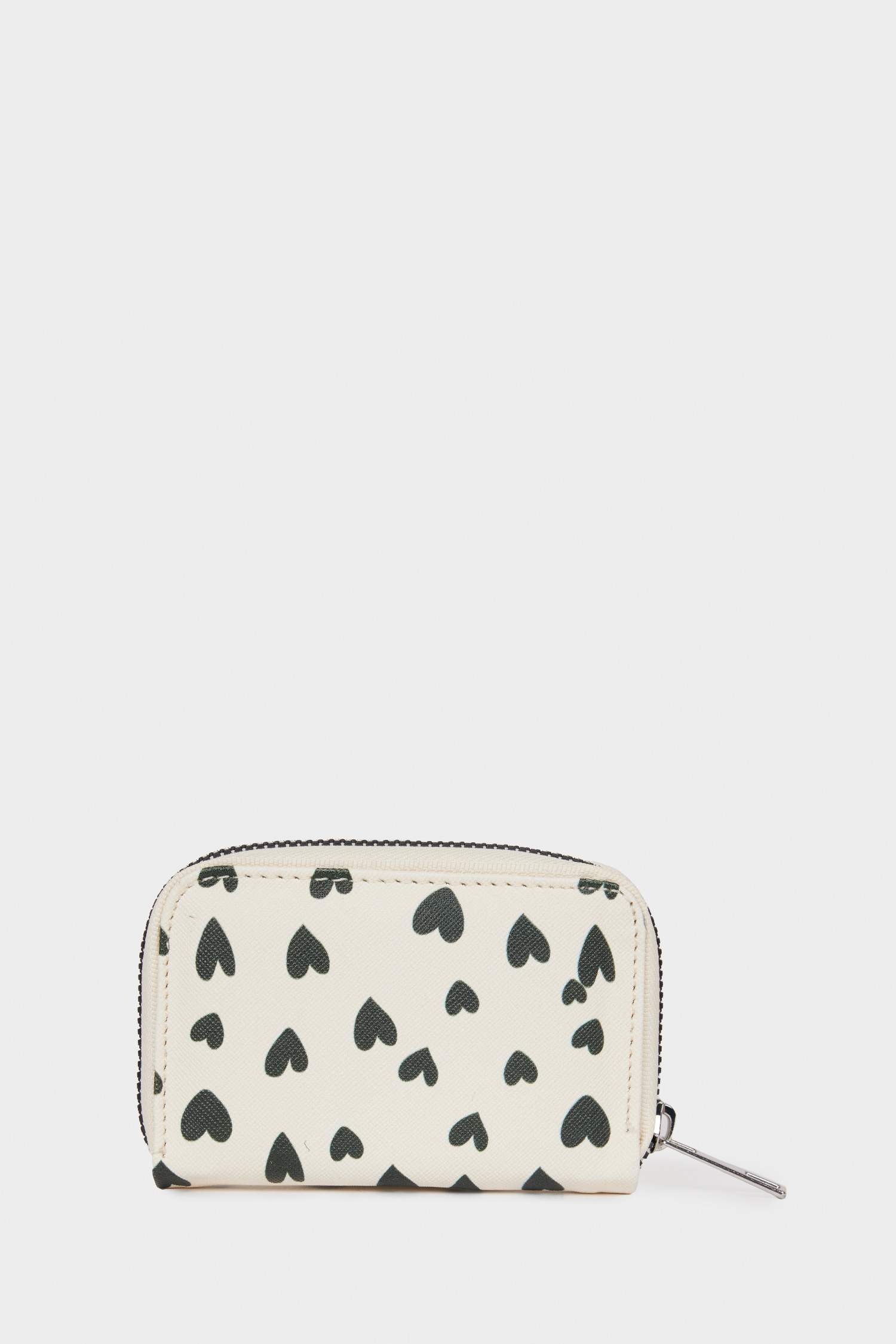 محفظة عملات نسائي بطبعة قلب