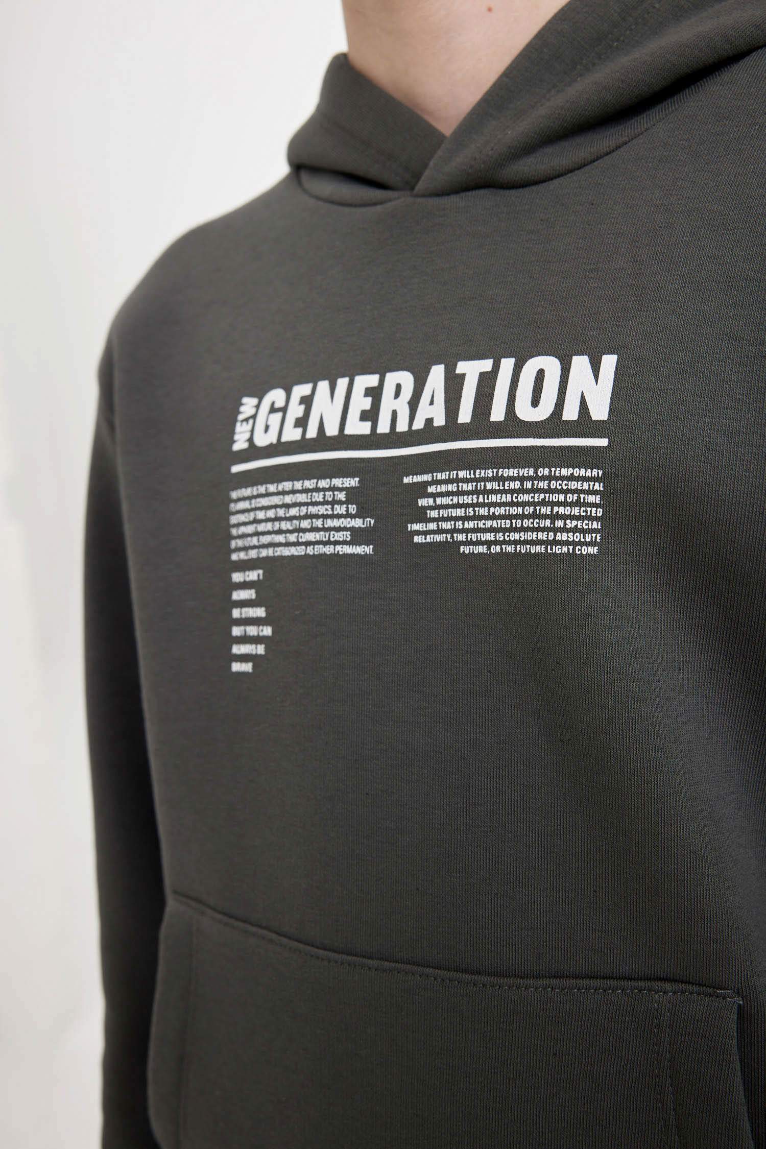 Erkek Çocuk Cepli Yazı Baskılı Kapüşonlu Okul Sweatshirt