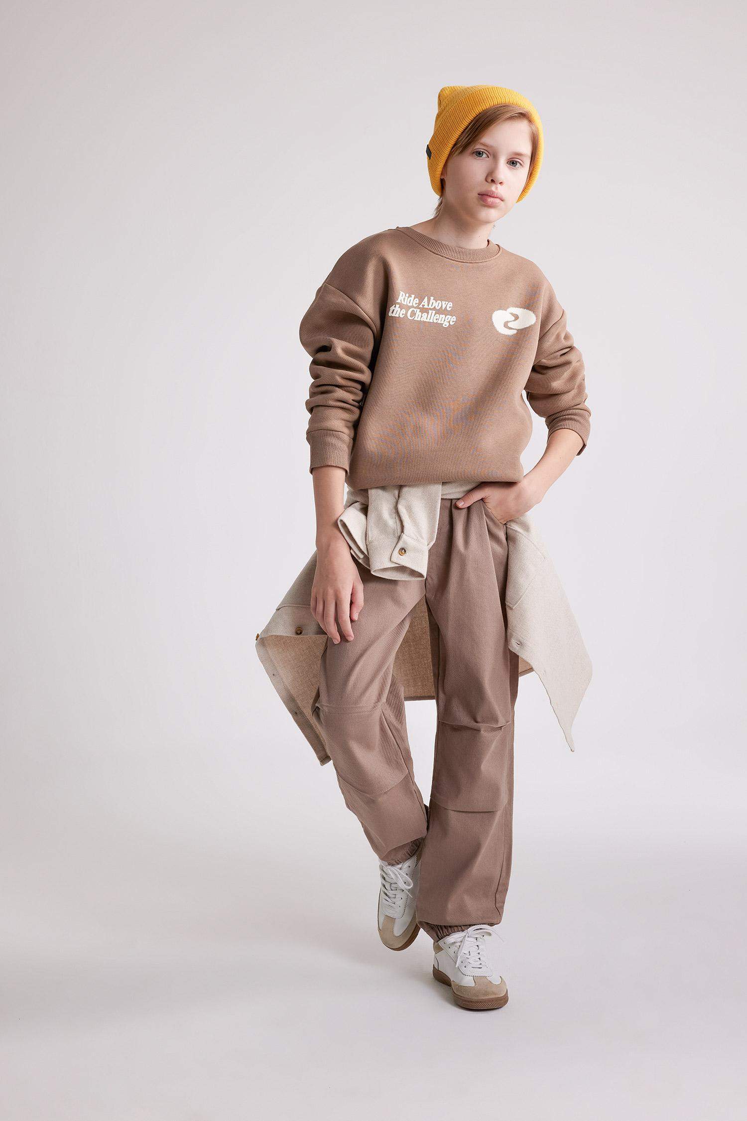 Erkek Çocuk Bağcıklı Beli ve Paçası Lastikli Cepli Jogger Gabardin Pantolon