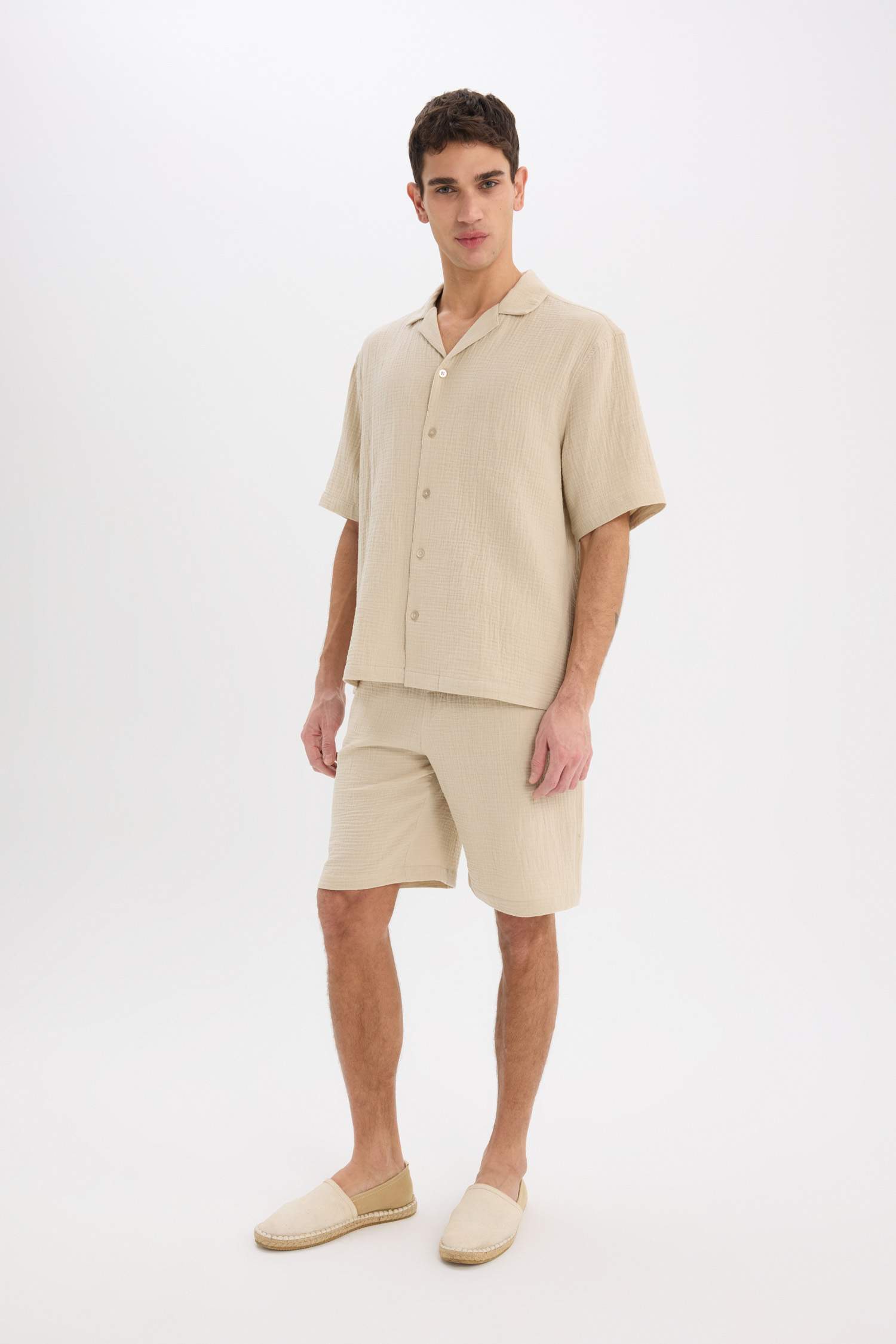 قميص بولو نص كم قطن قصة مريحة