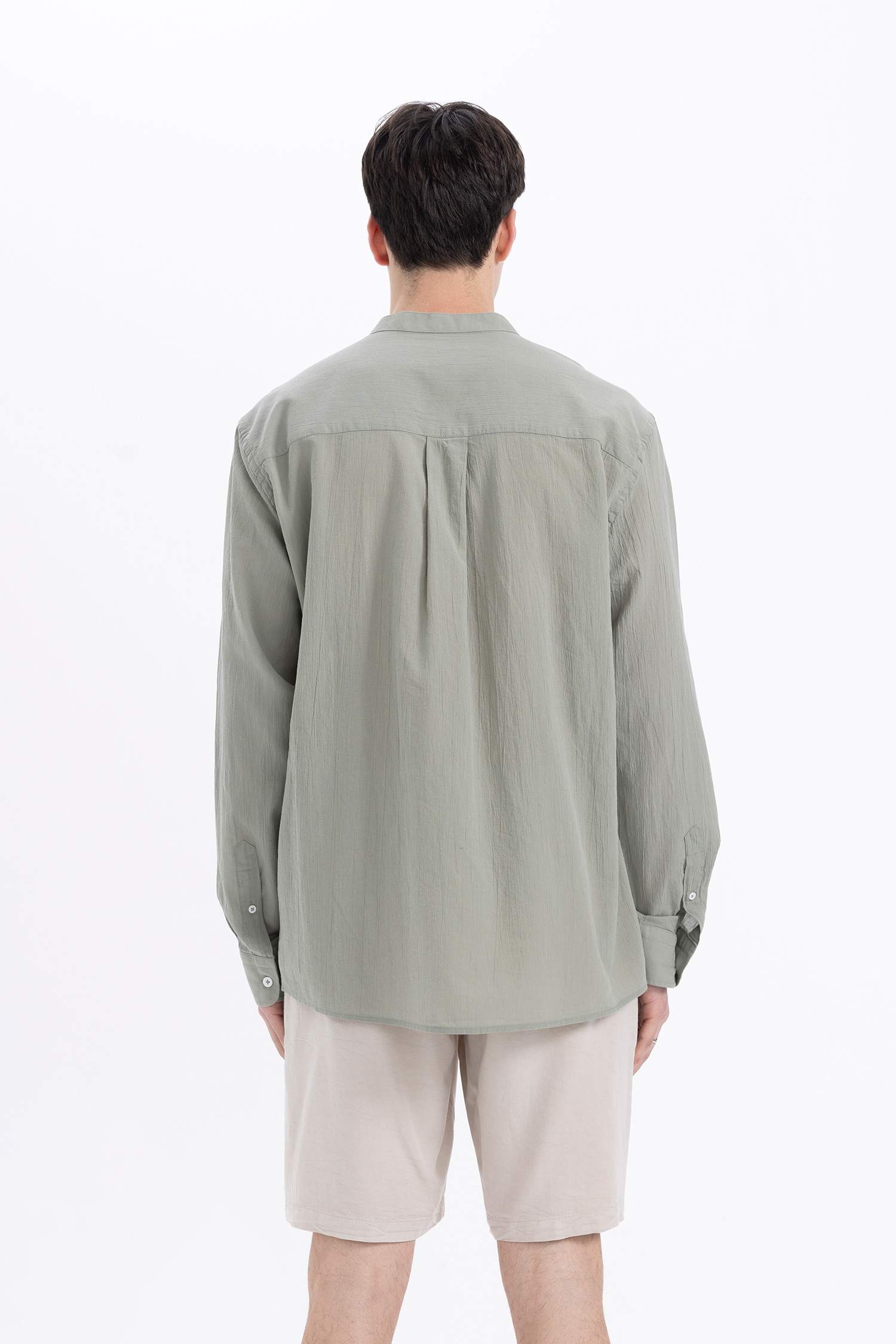 %100 Pamuk Regular Fit Hakim Yaka Basic Düz Uzun Kollu Krinkıl Kumaş Gömlek