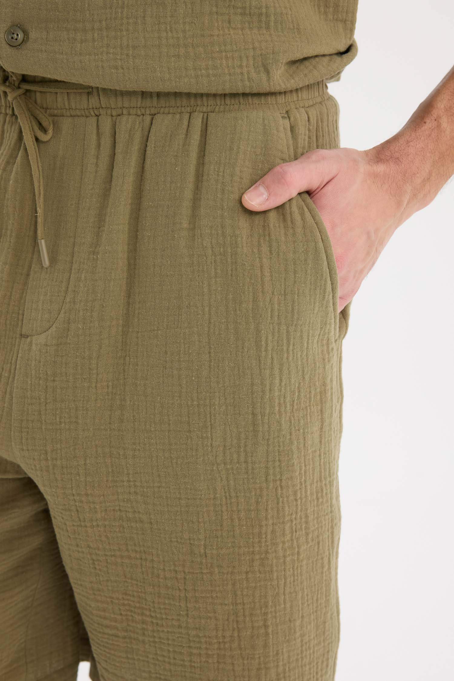 %100 Pamuk Relax Fit Müslin Cepli Basic Düz Bermuda Şort