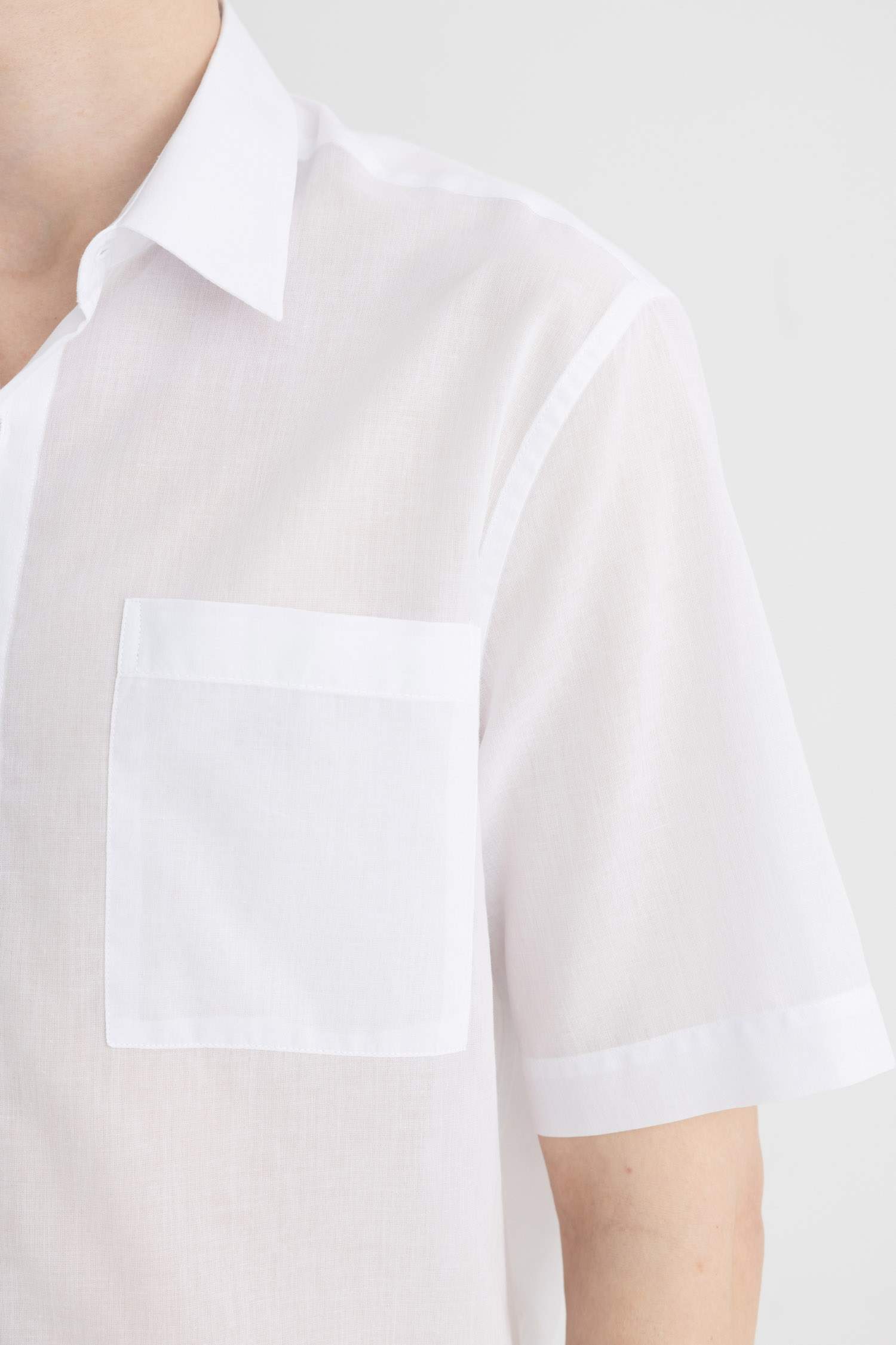 Рубашка свободного кроя из хлопка