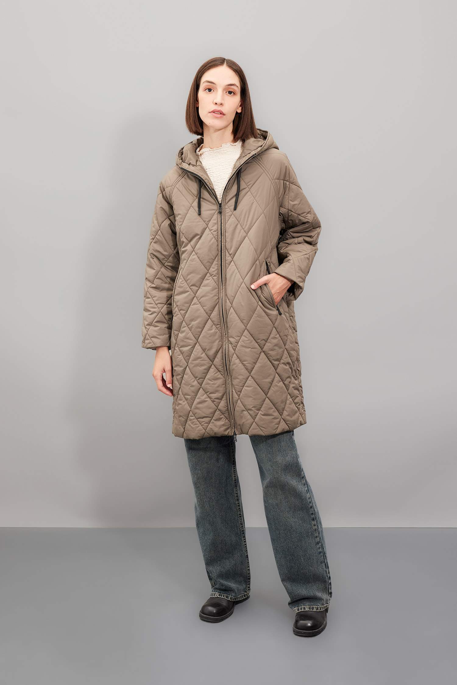 Куртка водоотталкивающая свободного кроя с капюшоном