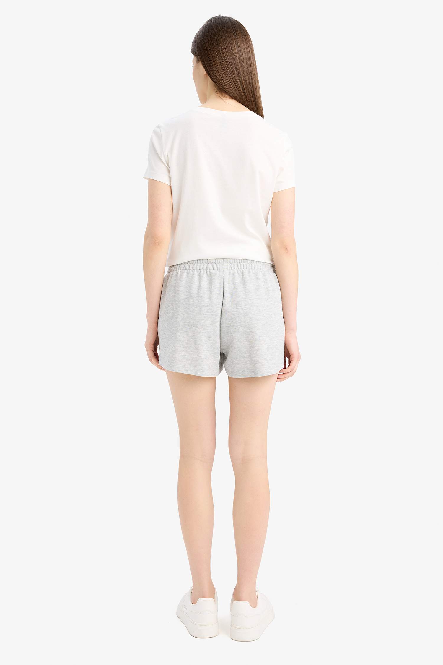 Regular Fit Regular Waist Tied Shorts