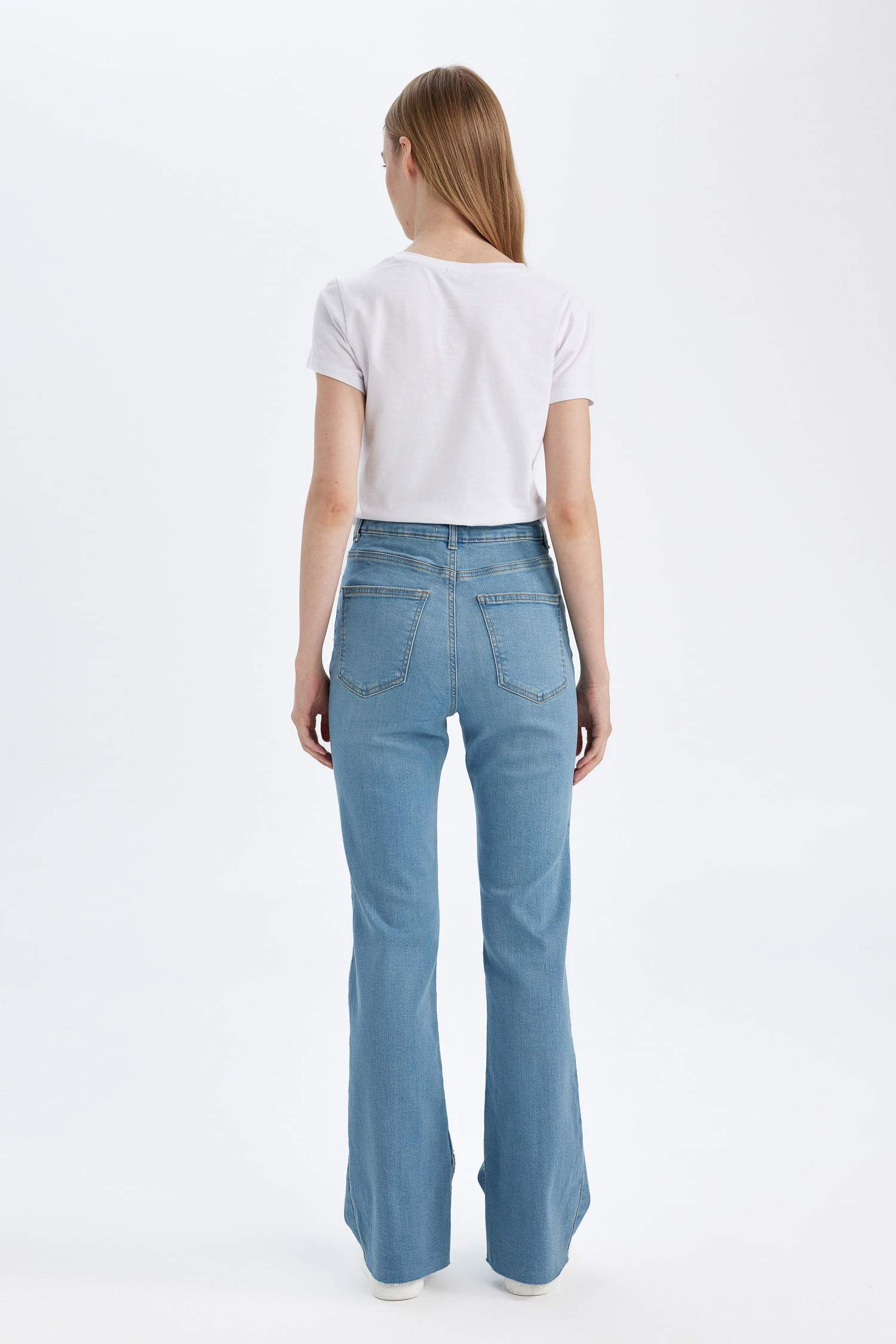 Slim Flare Yüksek Bel Paça Ucu Kesik Uzun Jean Pantolon