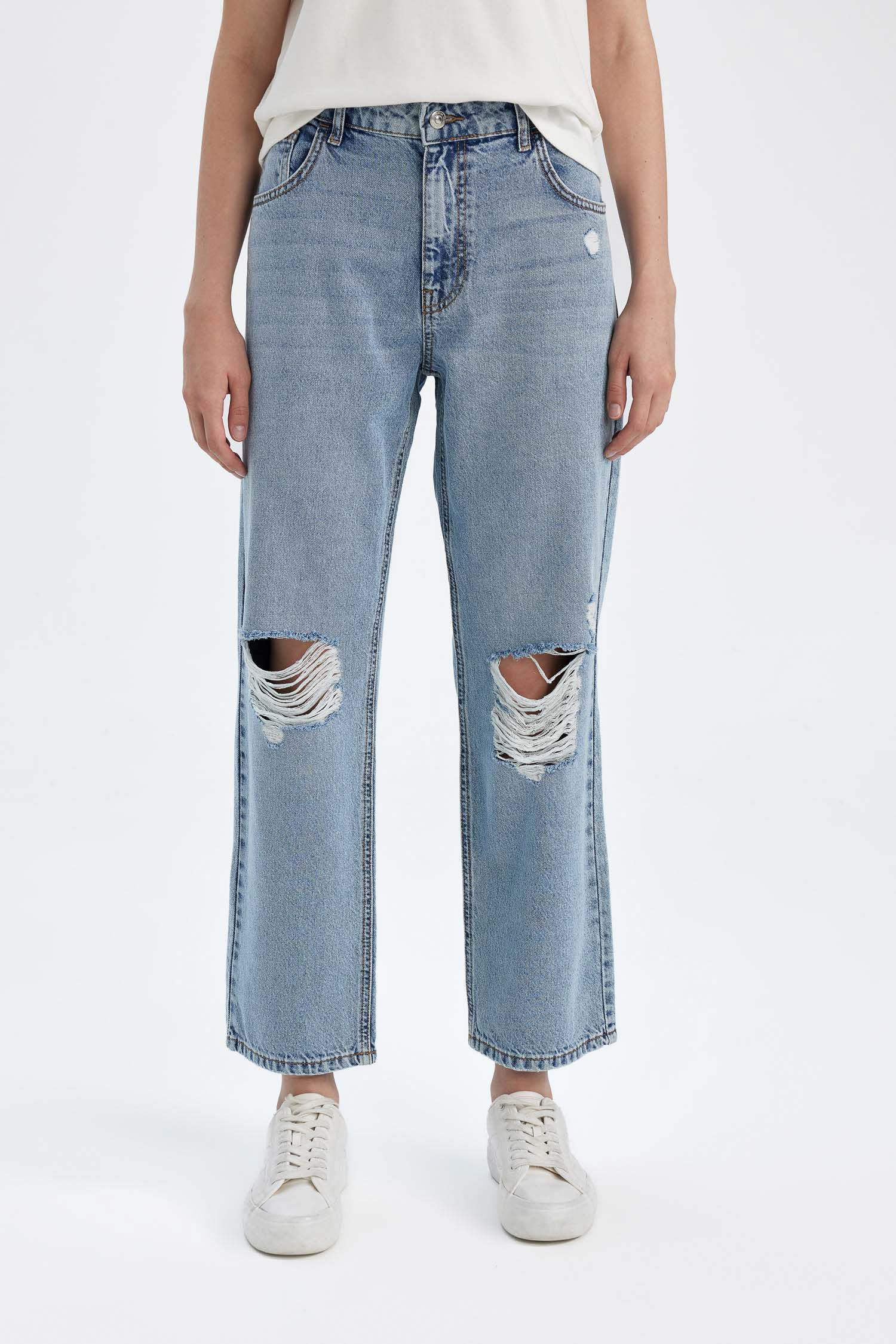 Jean Boyfriend Taille normale délavé à déchirures Longueur de cheville