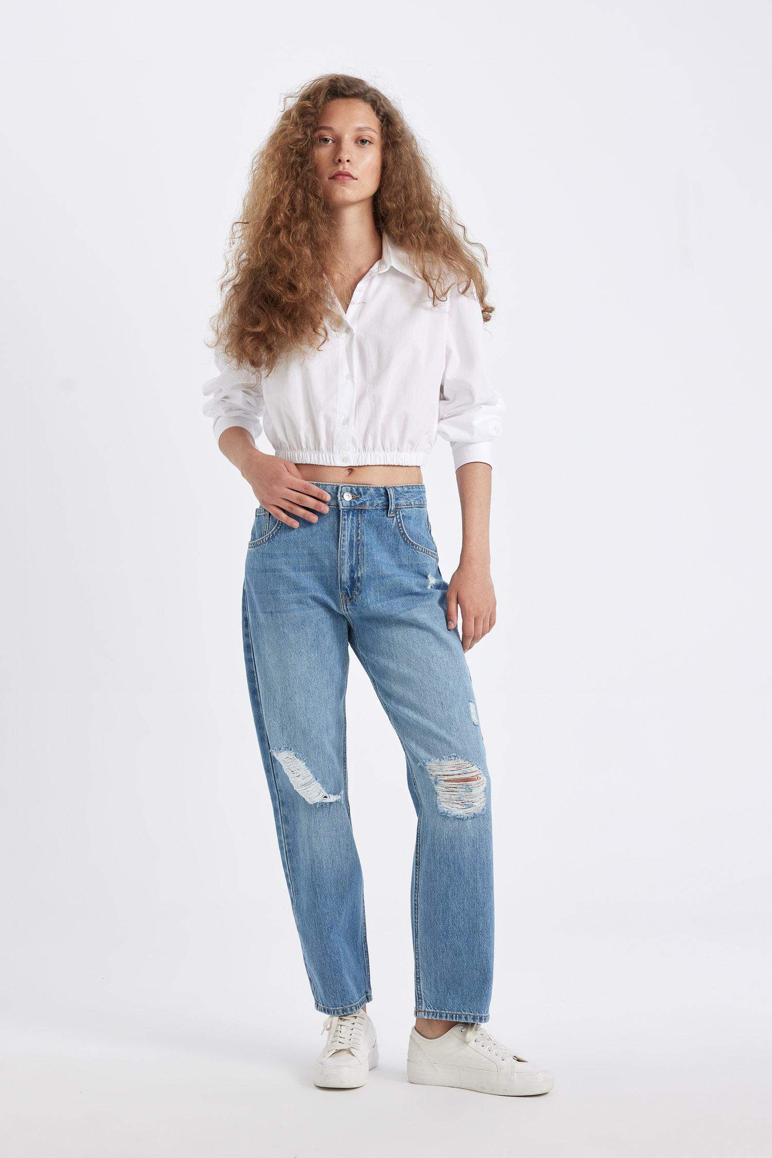 Boyfriend Ripped Detailed High Waist Ankle Jeans