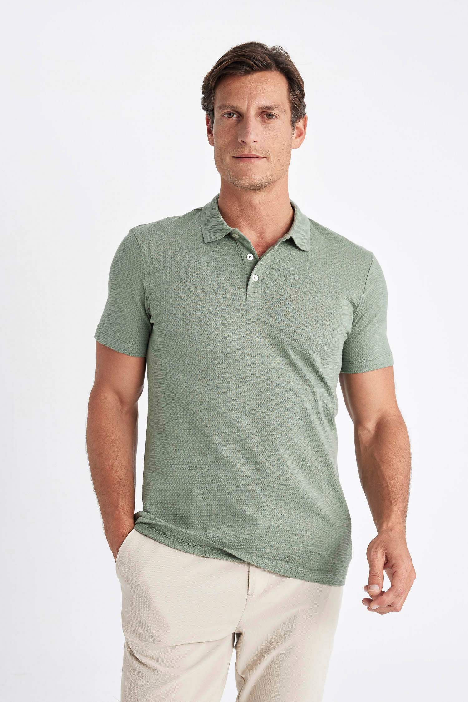 تيشيرت بيزك بولو سليم فيت