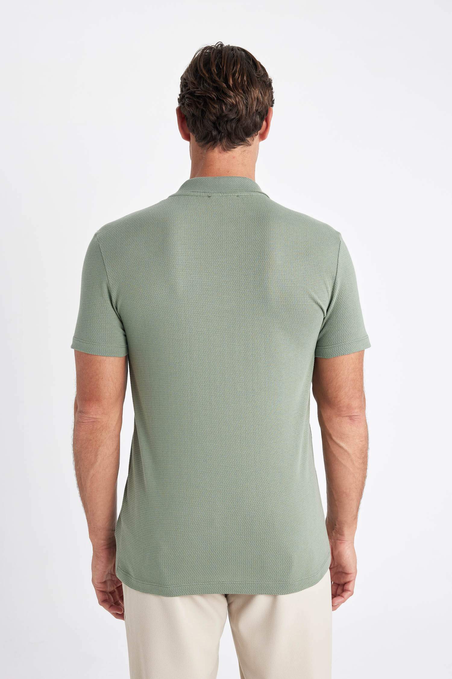 تيشيرت بيزك بولو سليم فيت