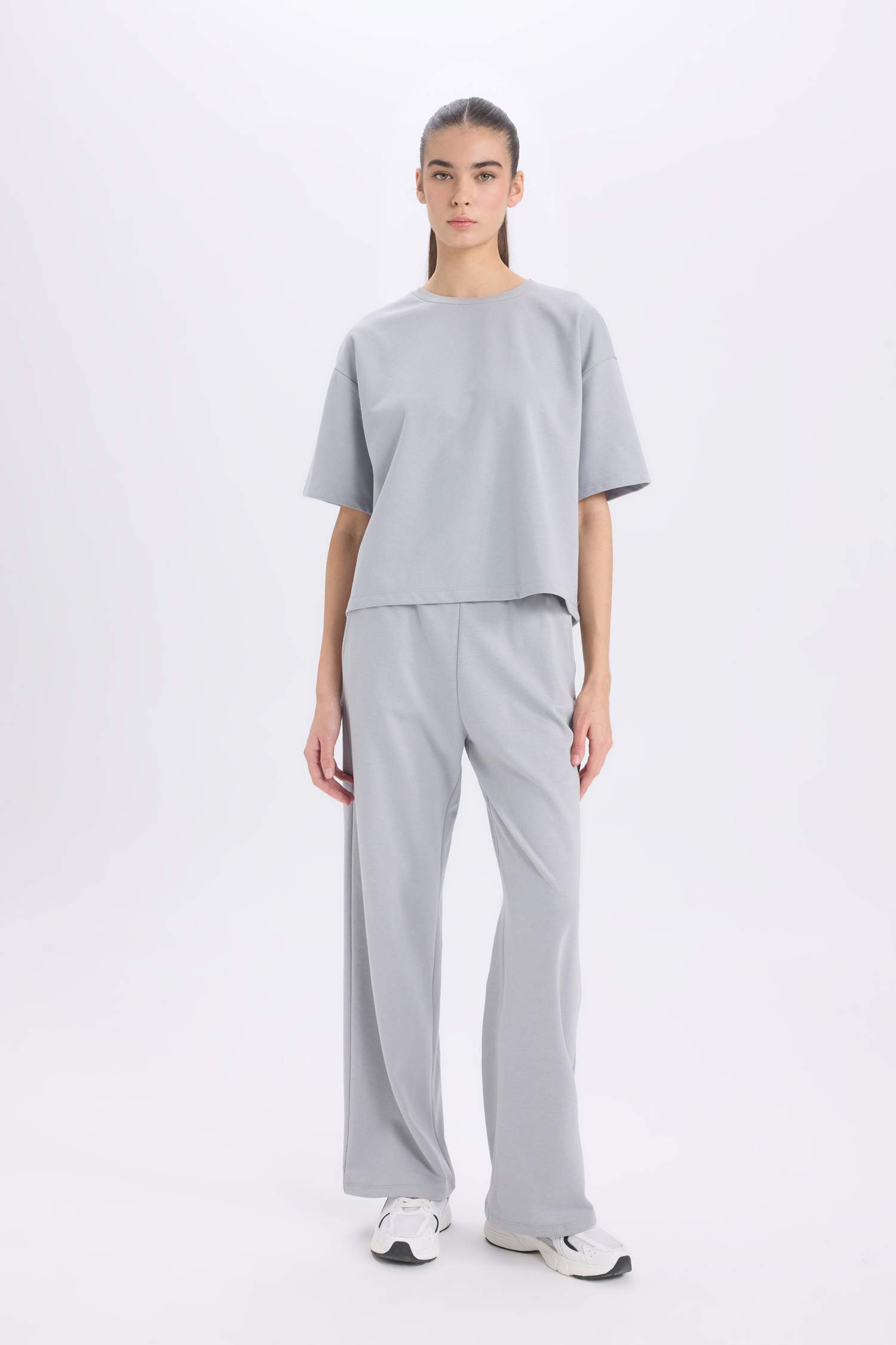 تيشيرت نص ردن جيرسي قصة مريحة بياخة مستديرة