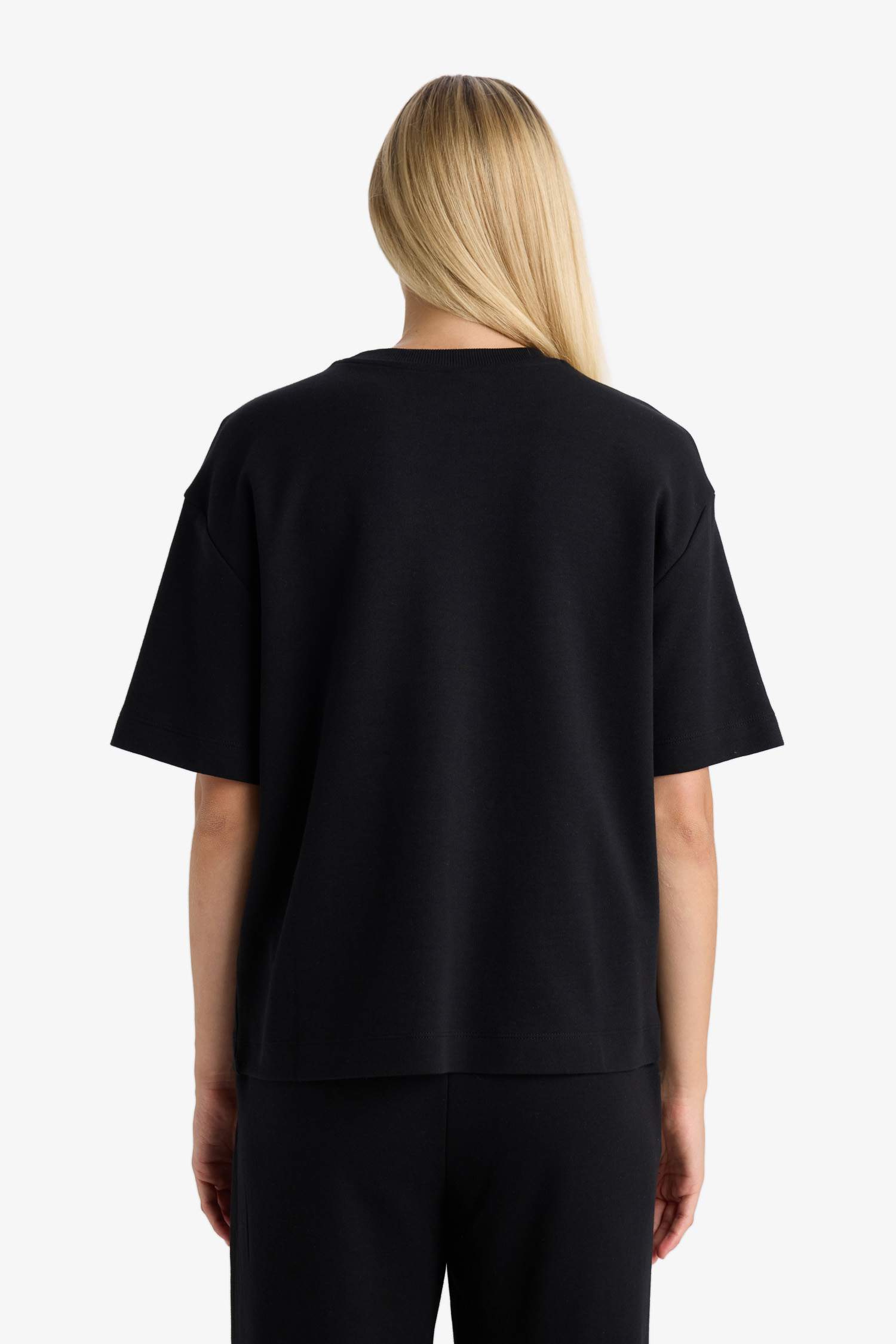 Oversize Loose Fit Crew Neck Basic T-Shirt