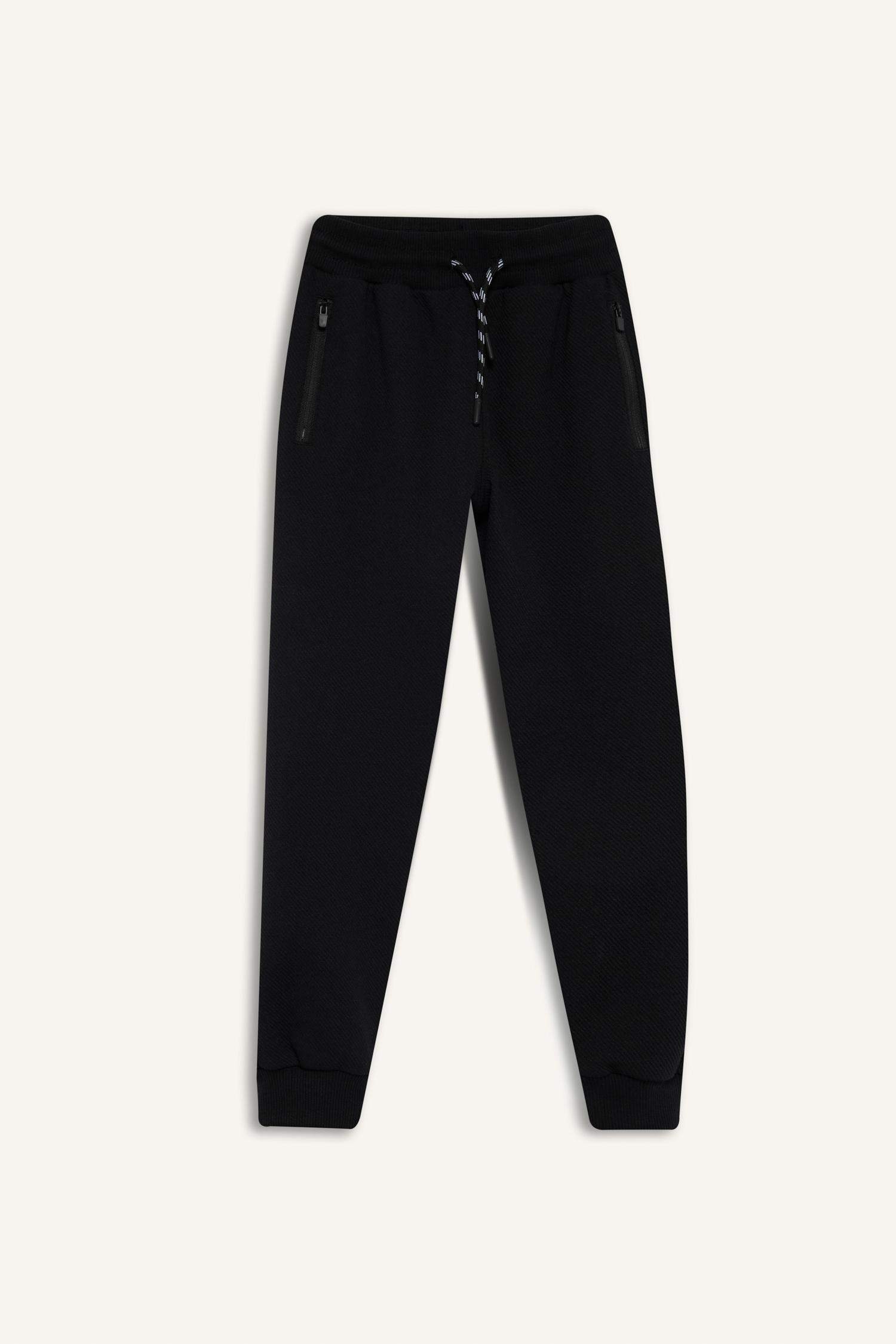 بنطلون سويت بانتس جوجر اولادي قصة عادية بأستك من تحت