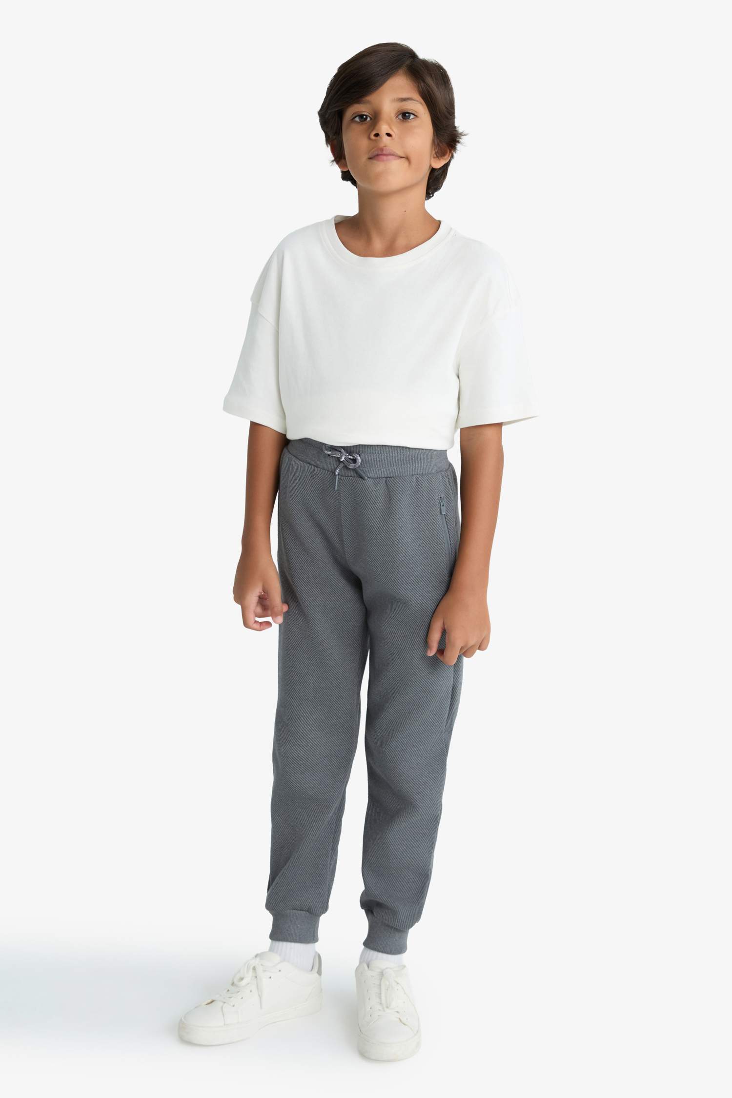 بنطلون ولادي قصة عادية