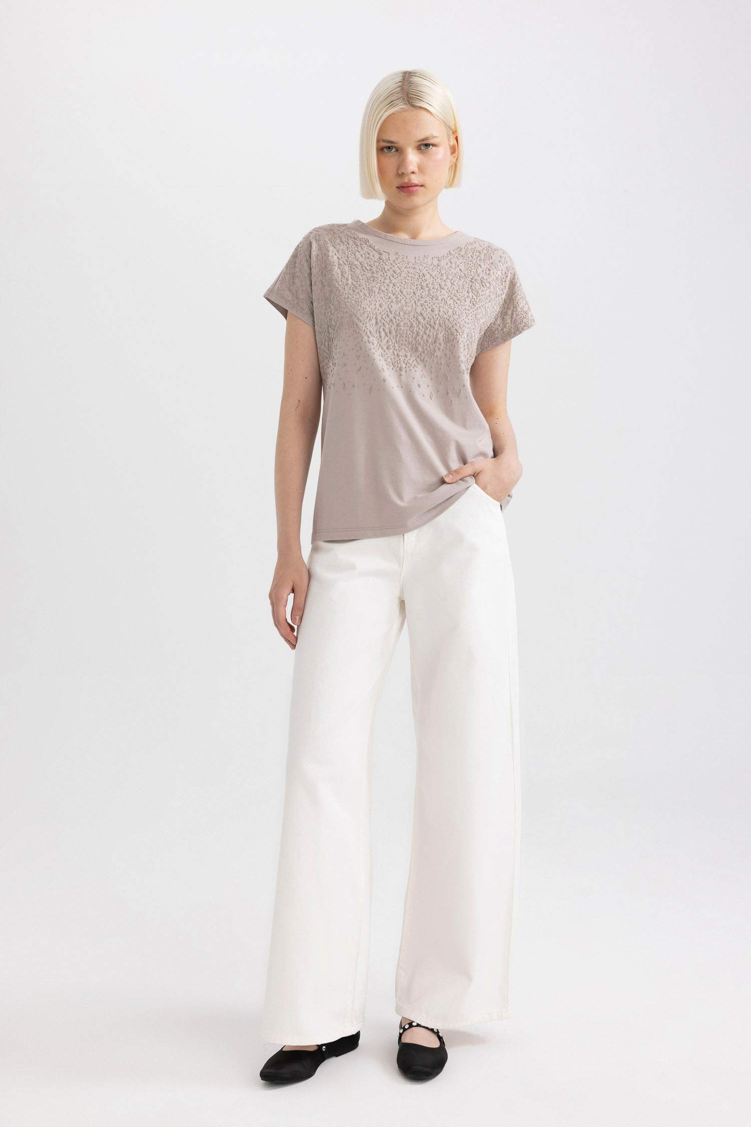 Bisiklet Yaka Puf Baskılı Kısa Kollu Tişört