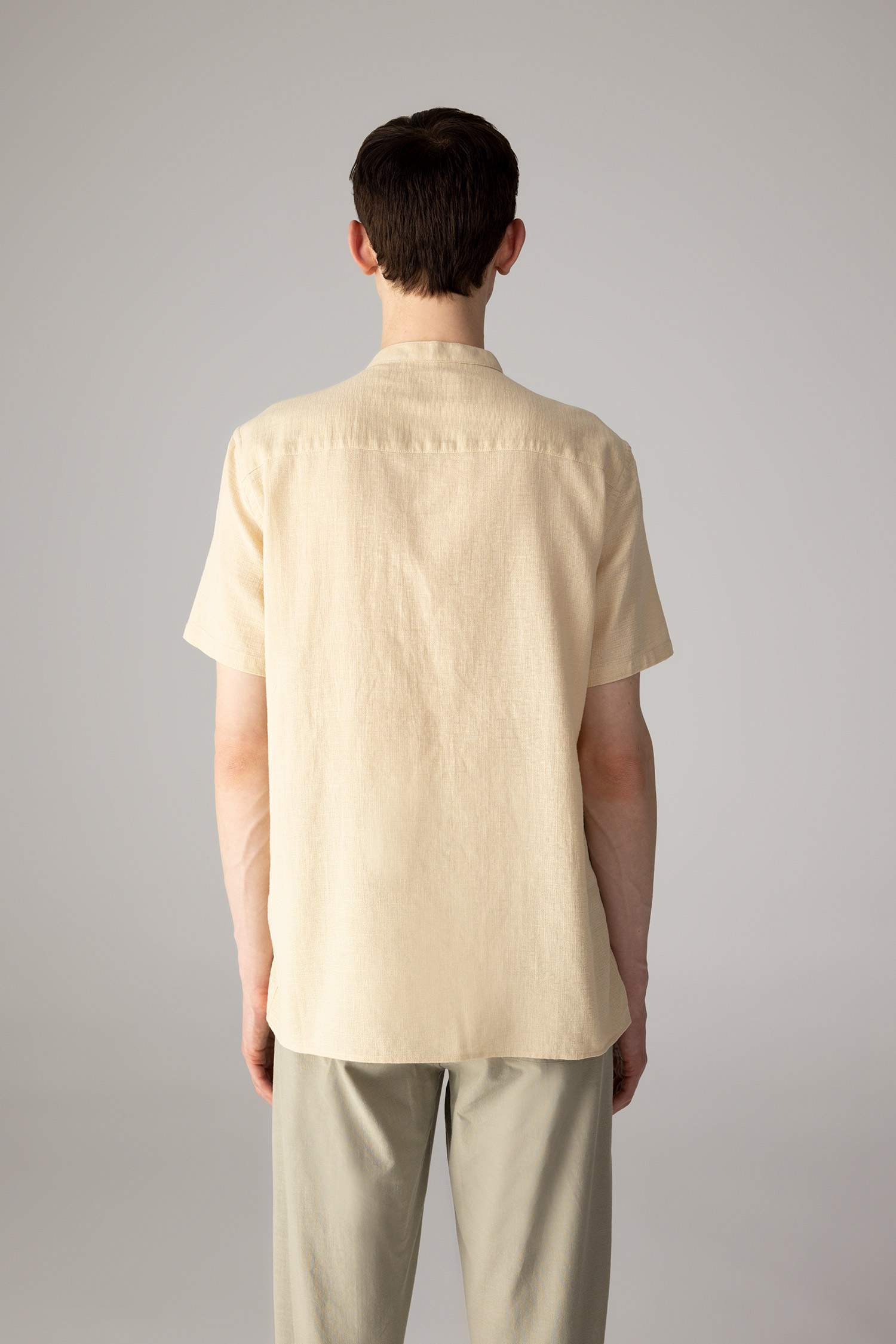 Regular Fit Stand Collar Cotton Short Sleeve Shirt