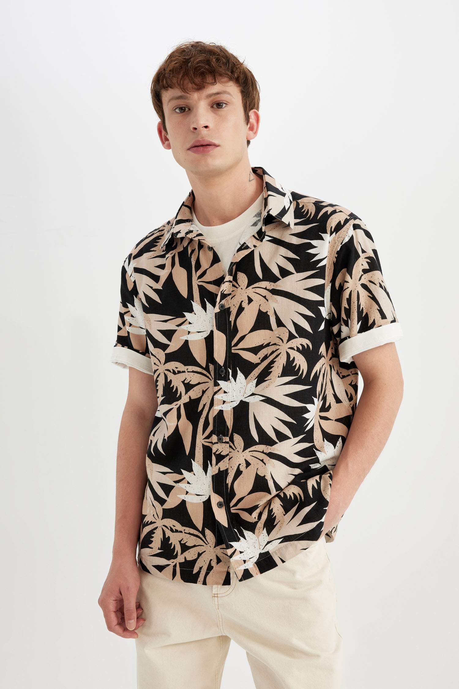 Regular Fit Hawaiian Printed Cotton Short Sleeve Shirt