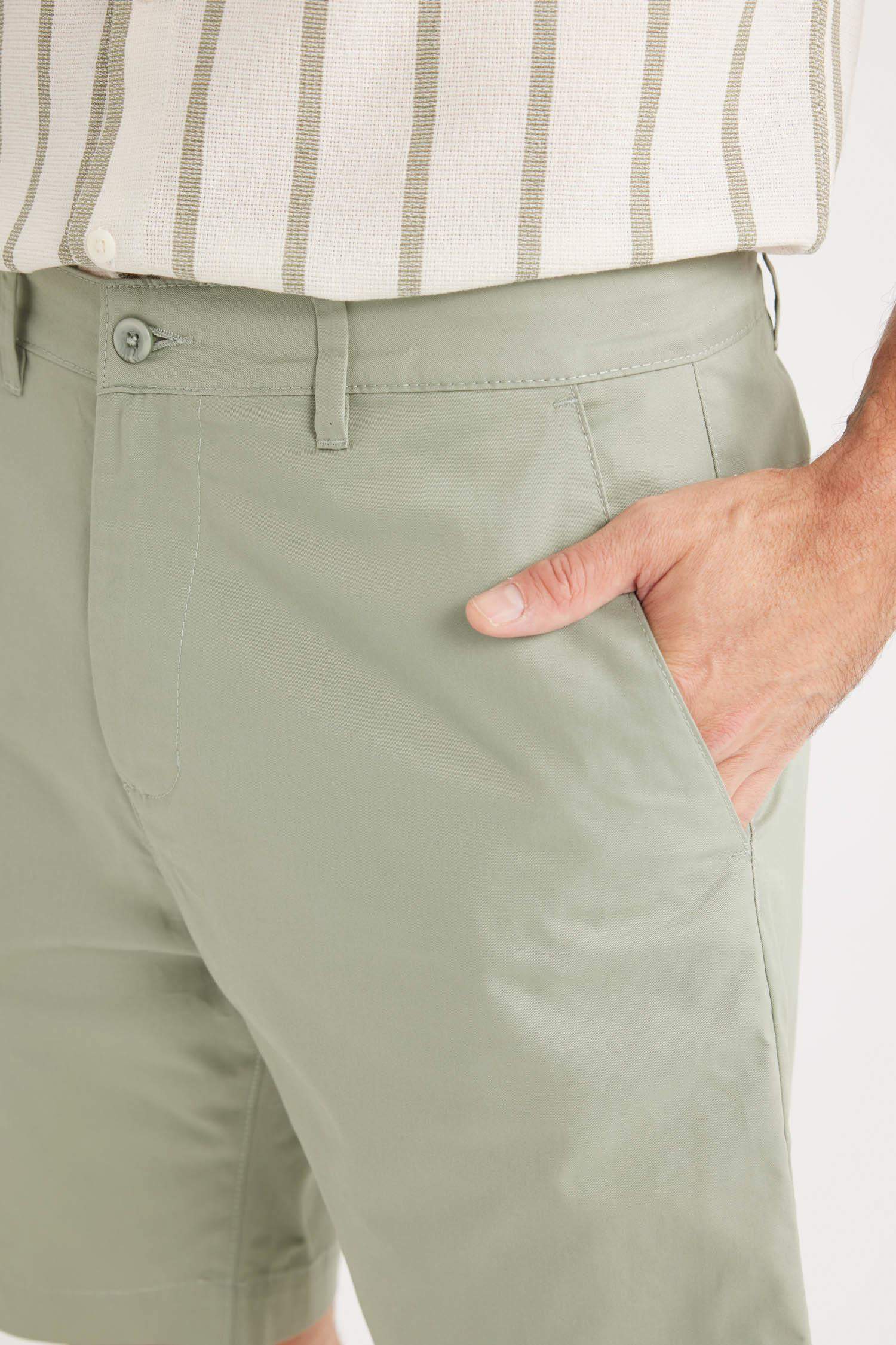 Regular Fit Gabardin Bermuda Şort