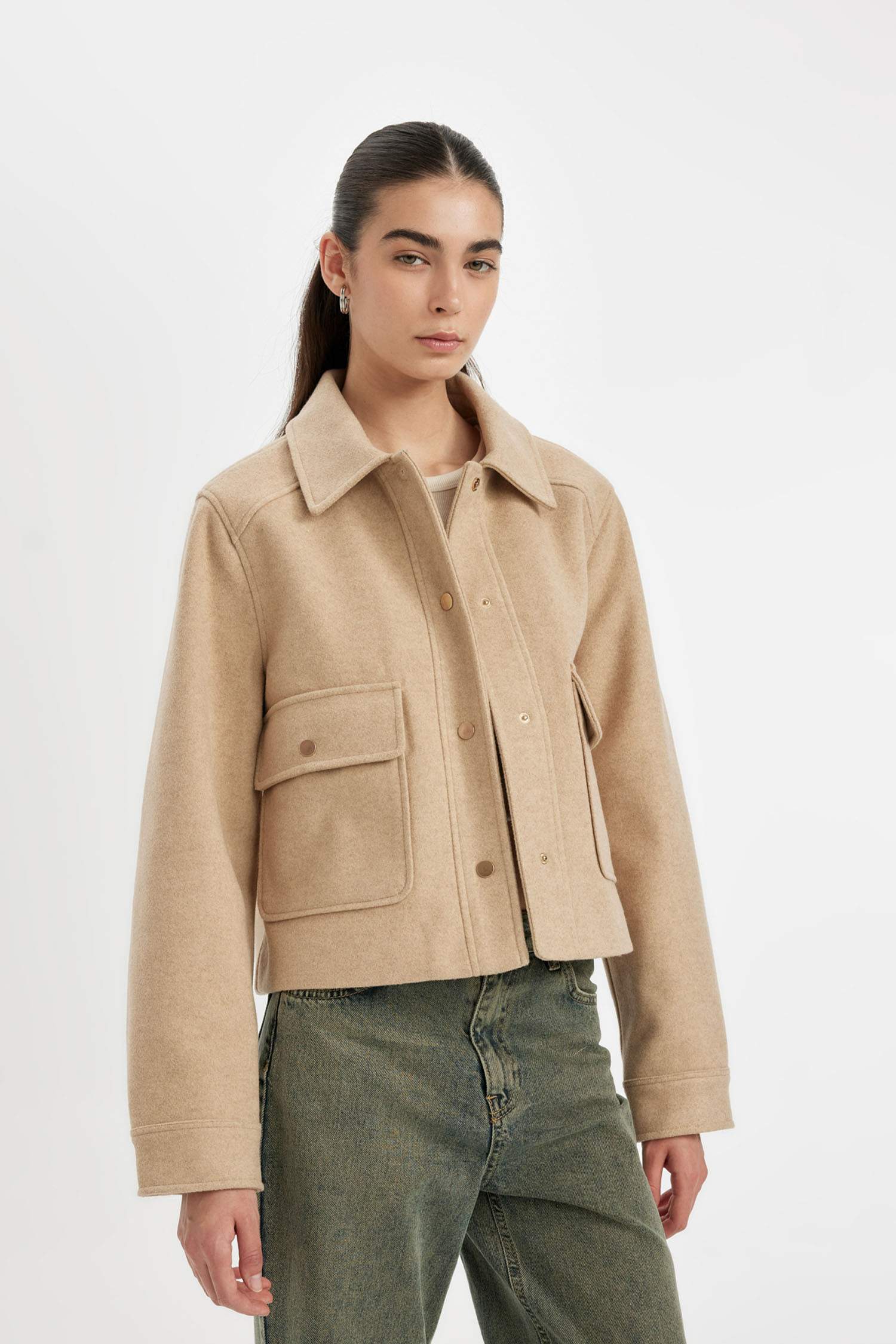 Regular Kalıp Polo Yaka Çıtçıtlı Cepli Kısa Kaşe Ceket