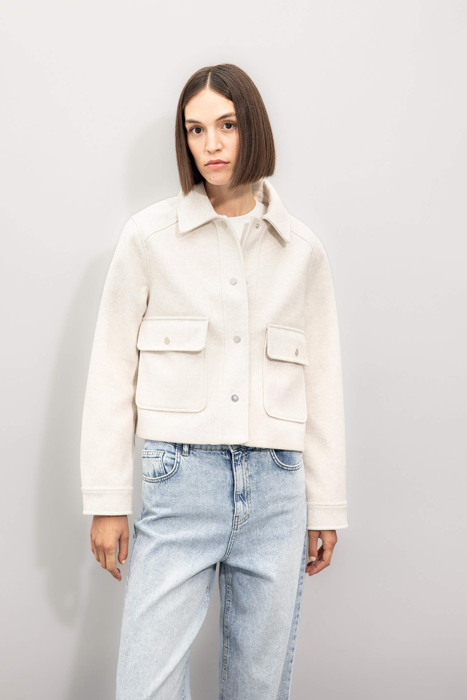 Regular Kalıp Polo Yaka Çıtçıtlı Cepli Kısa Kaşe Ceket