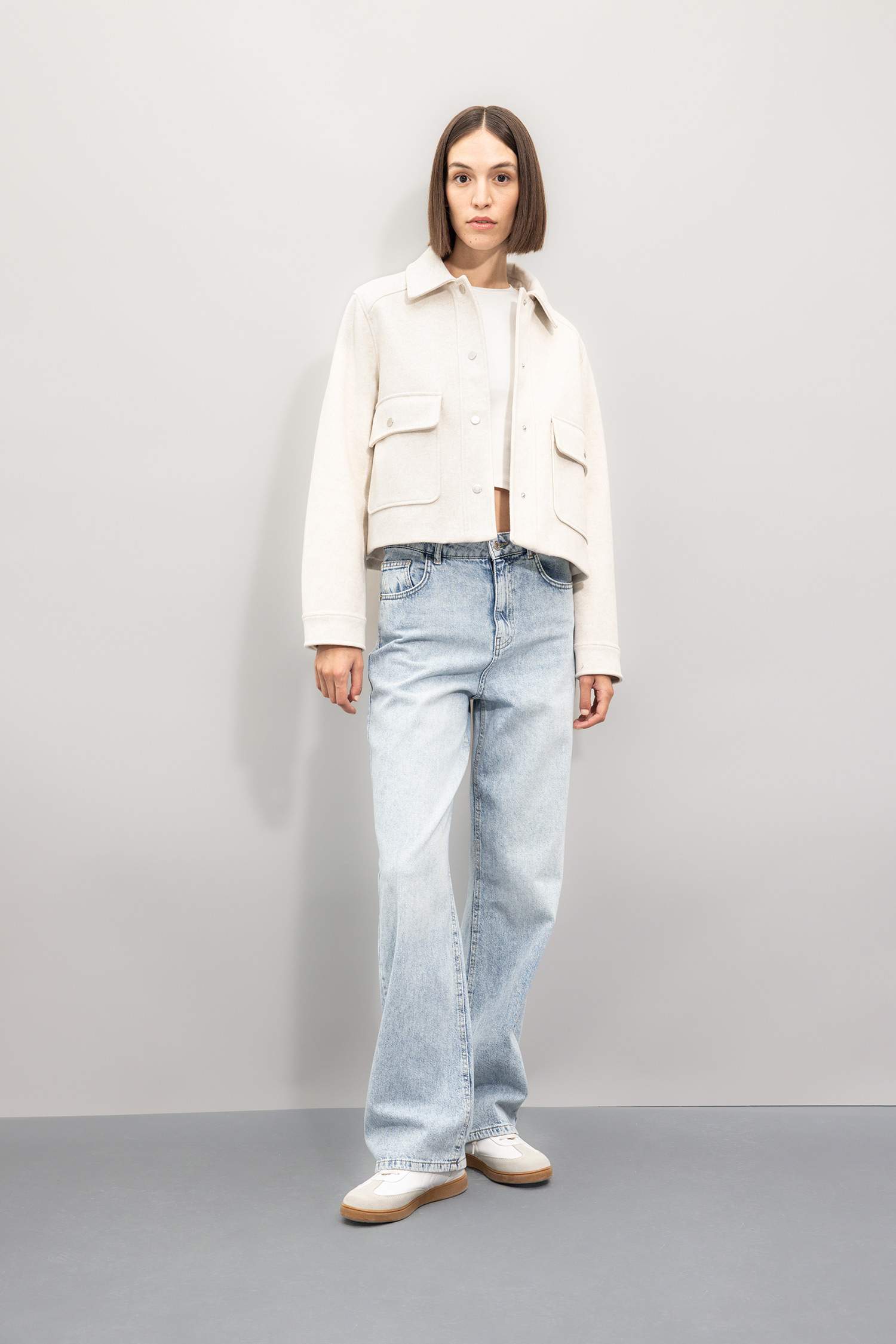 Regular Kalıp Polo Yaka Çıtçıtlı Cepli Kısa Kaşe Ceket