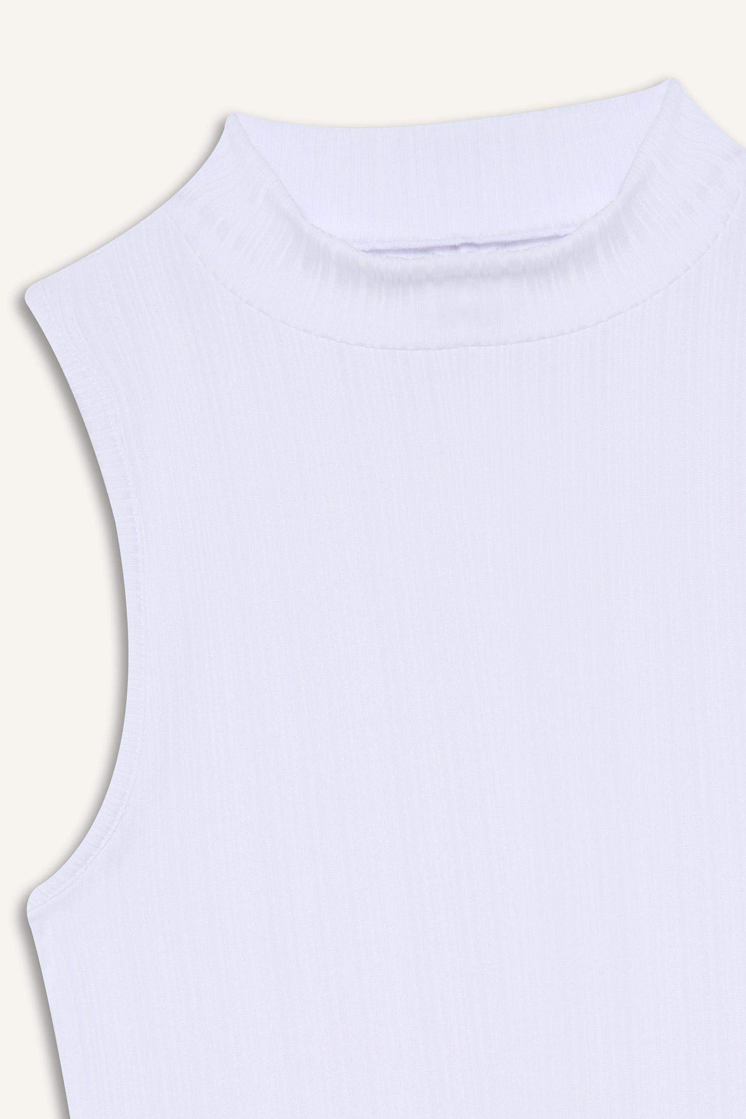 Slim Fit Dar Kesim Yarım Balıkçı Yaka Fitilli Kaşkorse Beyaz Atlet