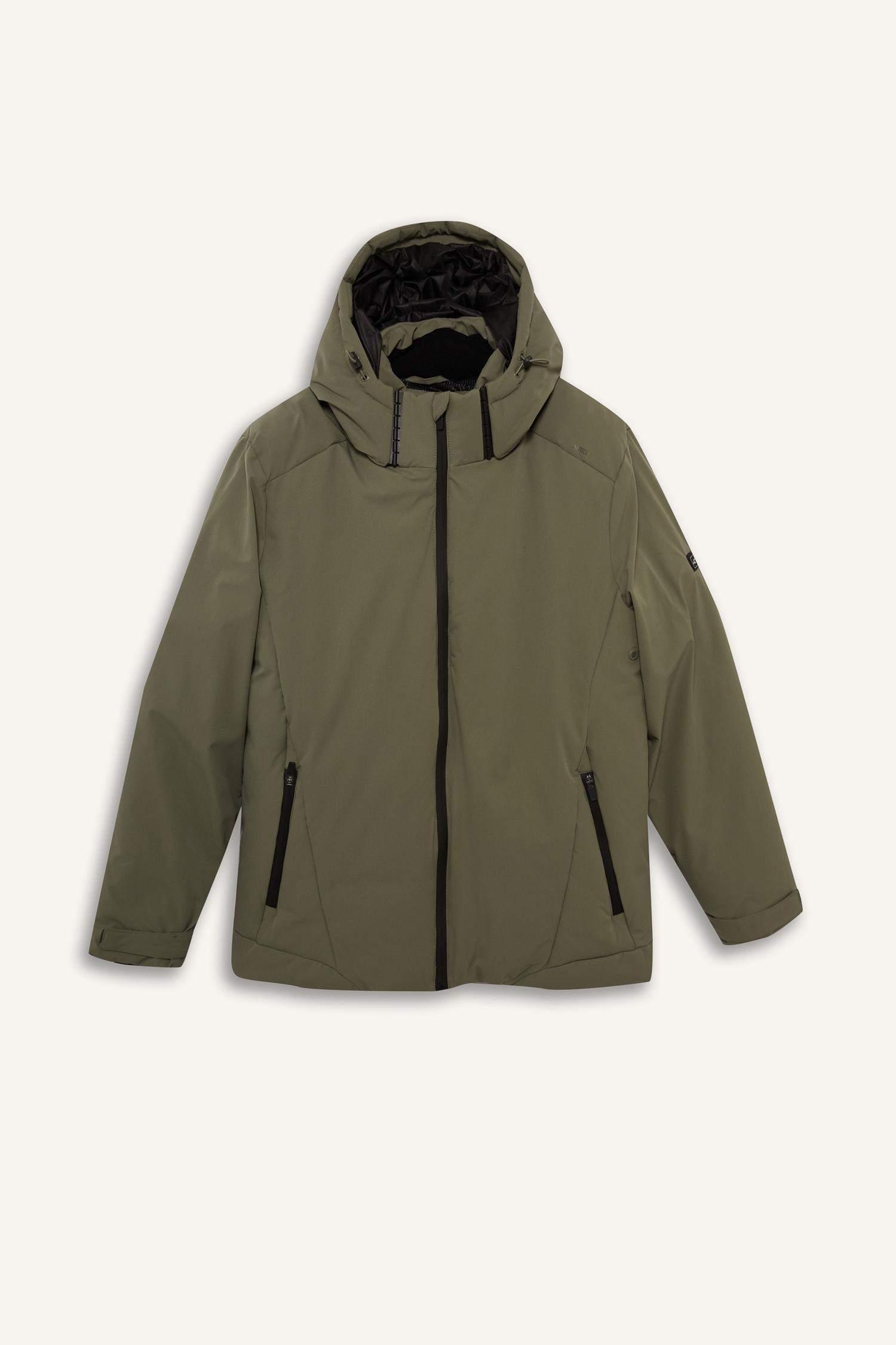 جاكيت بامب تزلج شتوي وتر بروف مطبوع قصة عادية بكابيشون من DeFactoFit