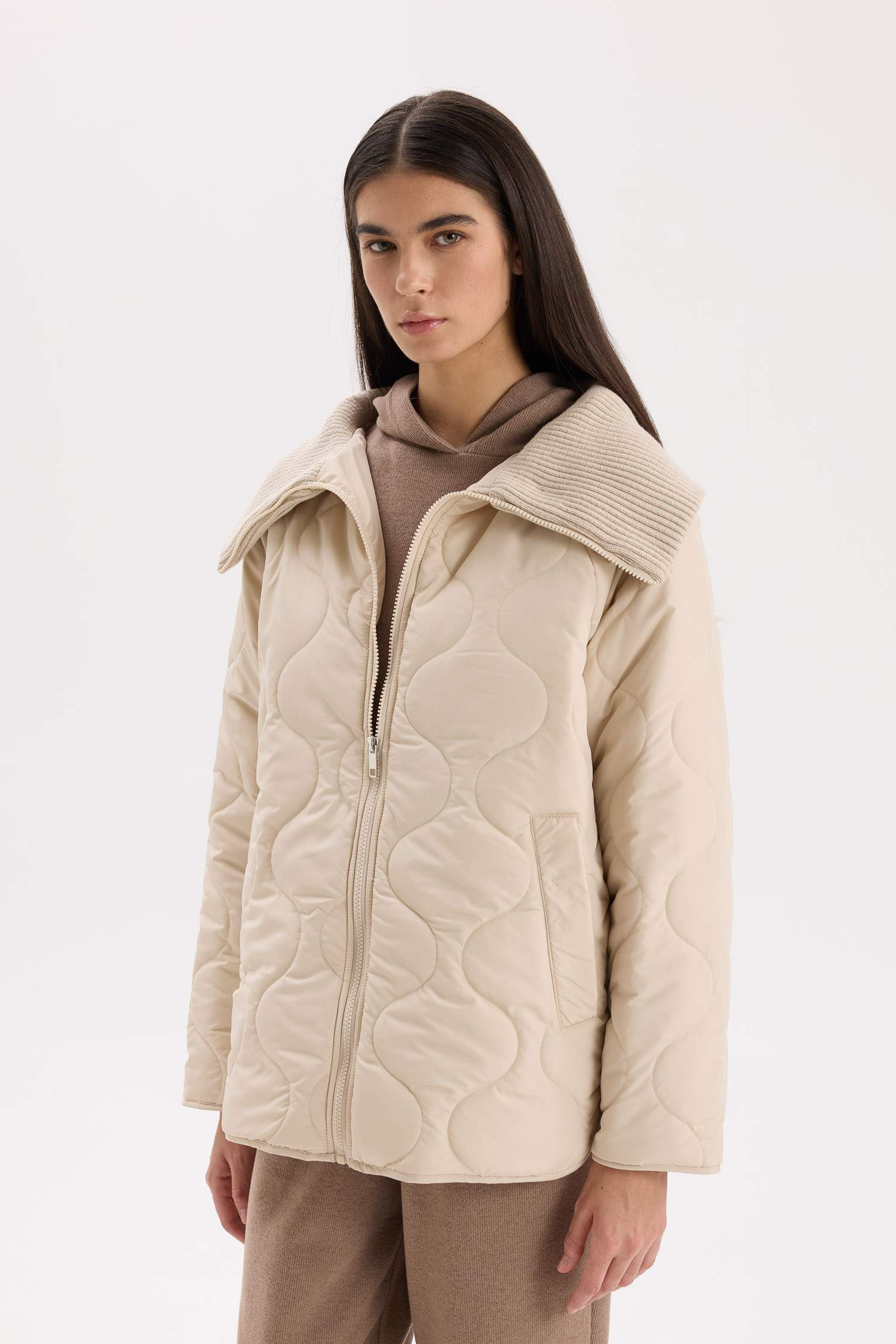 Su Geçirmez Mevsimlik Mont Kapitoneli Fermuarlı Cepli Hafif