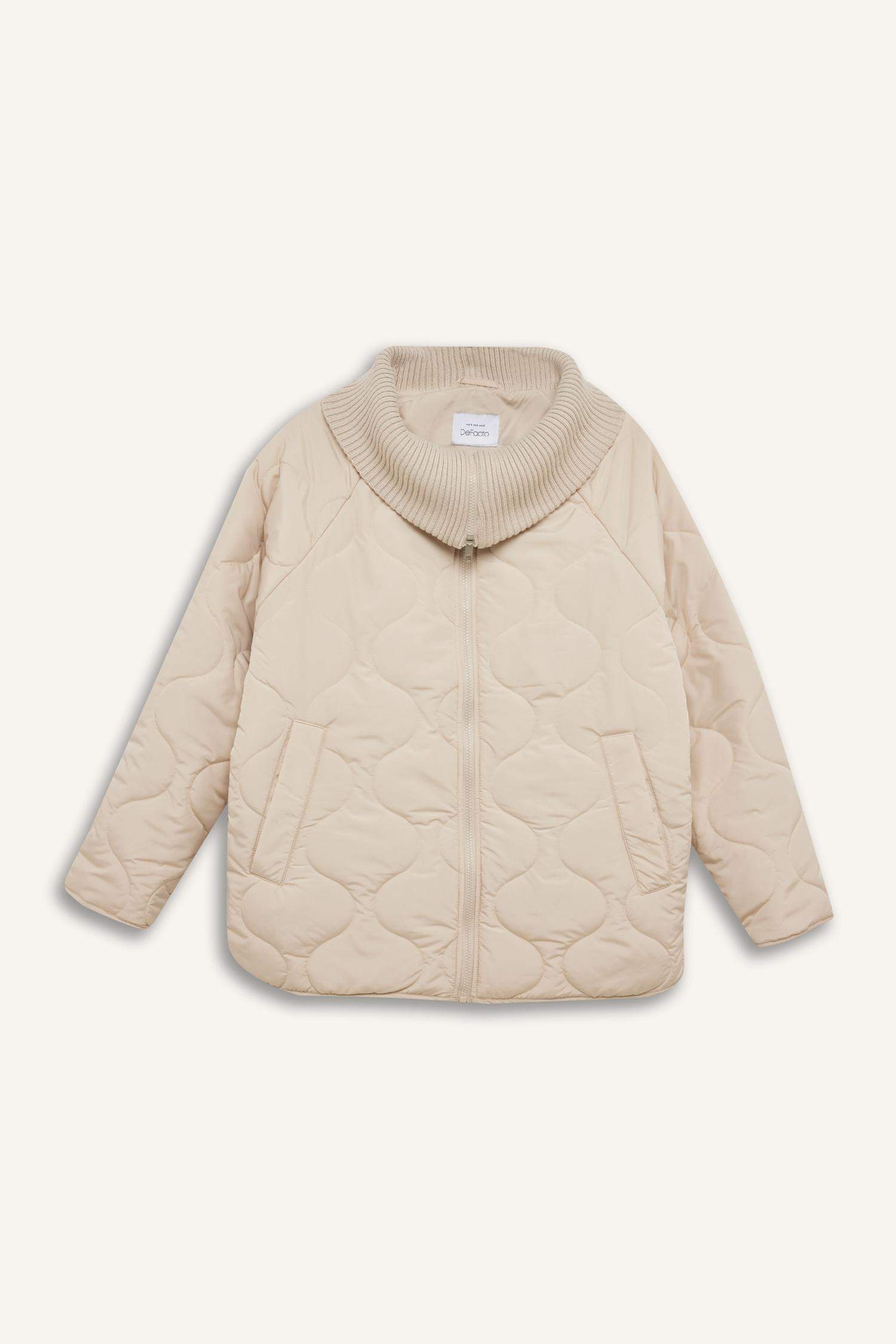 Su Geçirmez Mevsimlik Mont Kapitoneli Fermuarlı Cepli Hafif