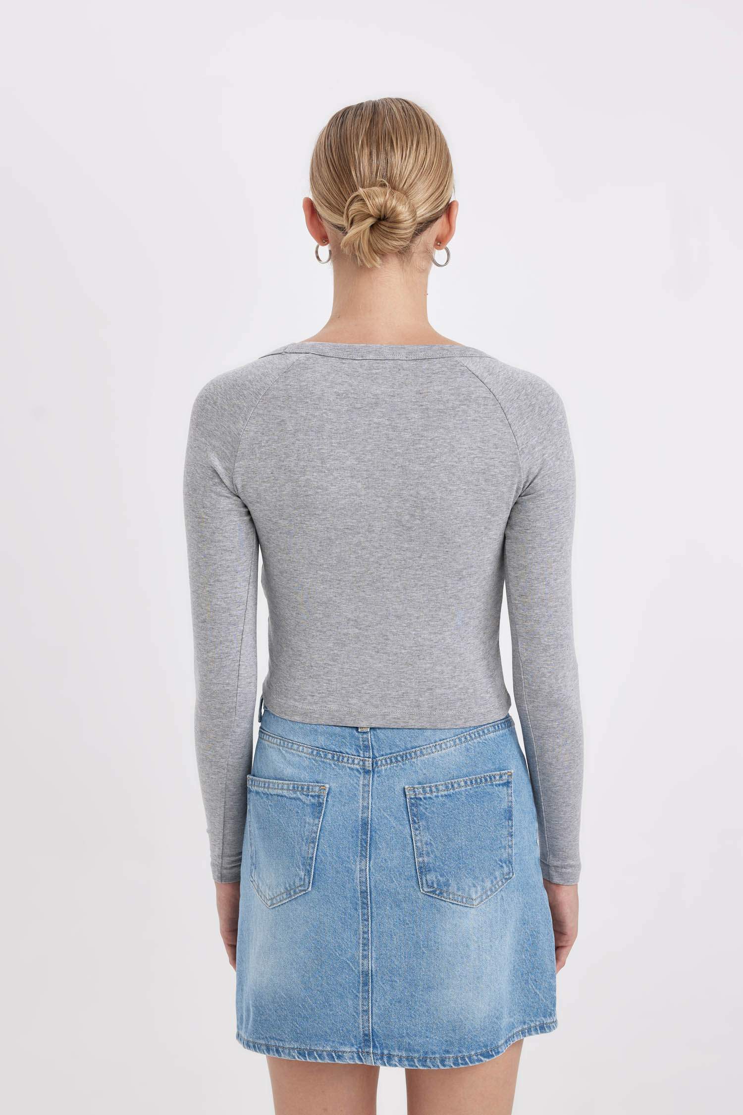 Fitted V Neck Ribbed Long Sleeve T-Shirt