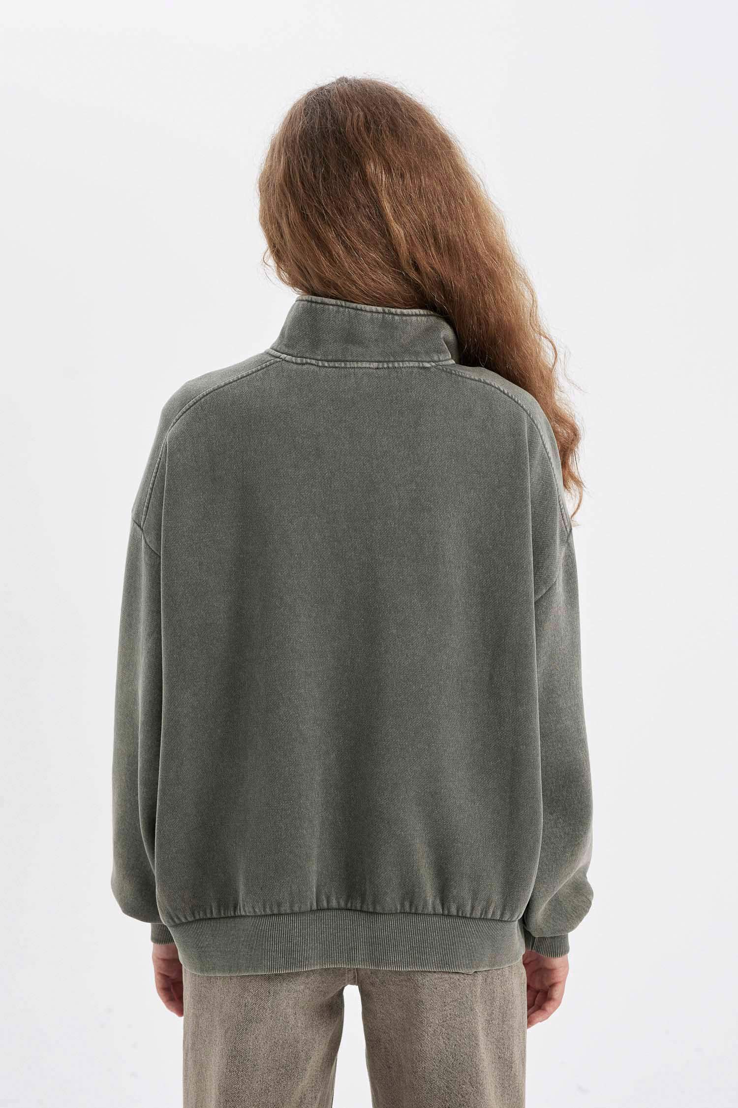 үлкен пішім жартылай найзағай Свитер