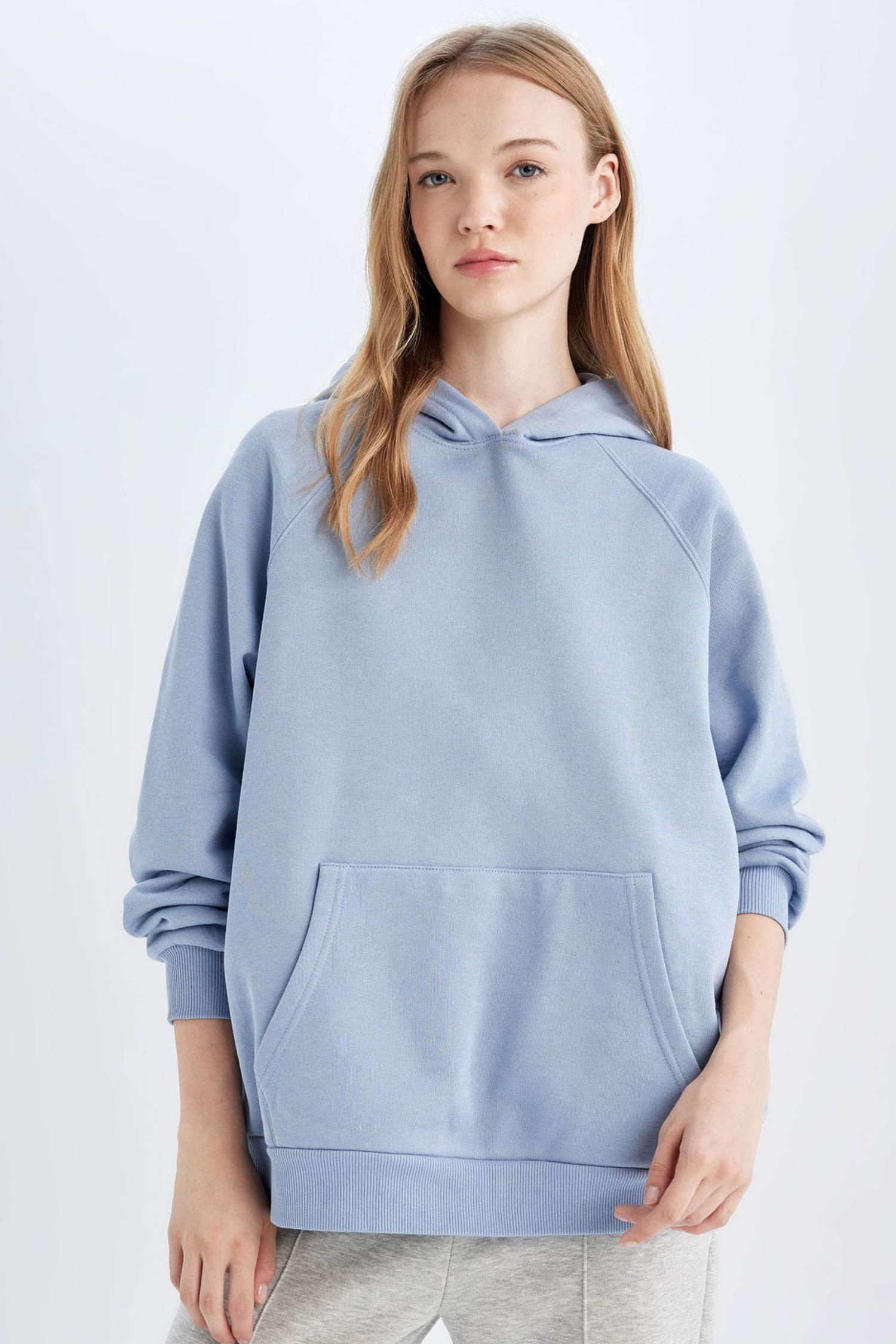Oversize Geniş Kalıp Kapüşonlu Kanguru Cepli Kalın Basic Düz Sweatshirt
