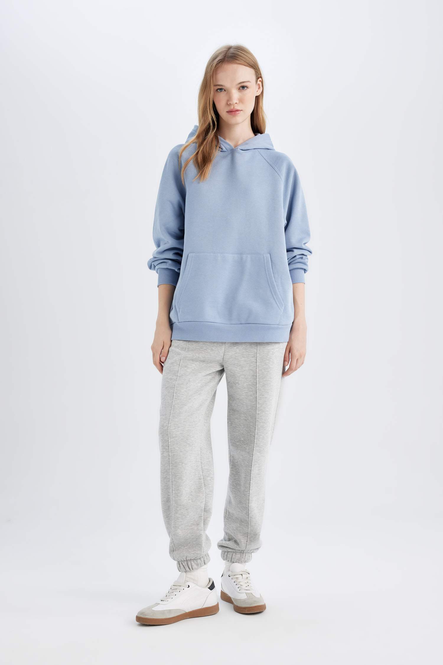 Oversize Geniş Kalıp Kapüşonlu Kanguru Cepli Kalın Basic Düz Sweatshirt