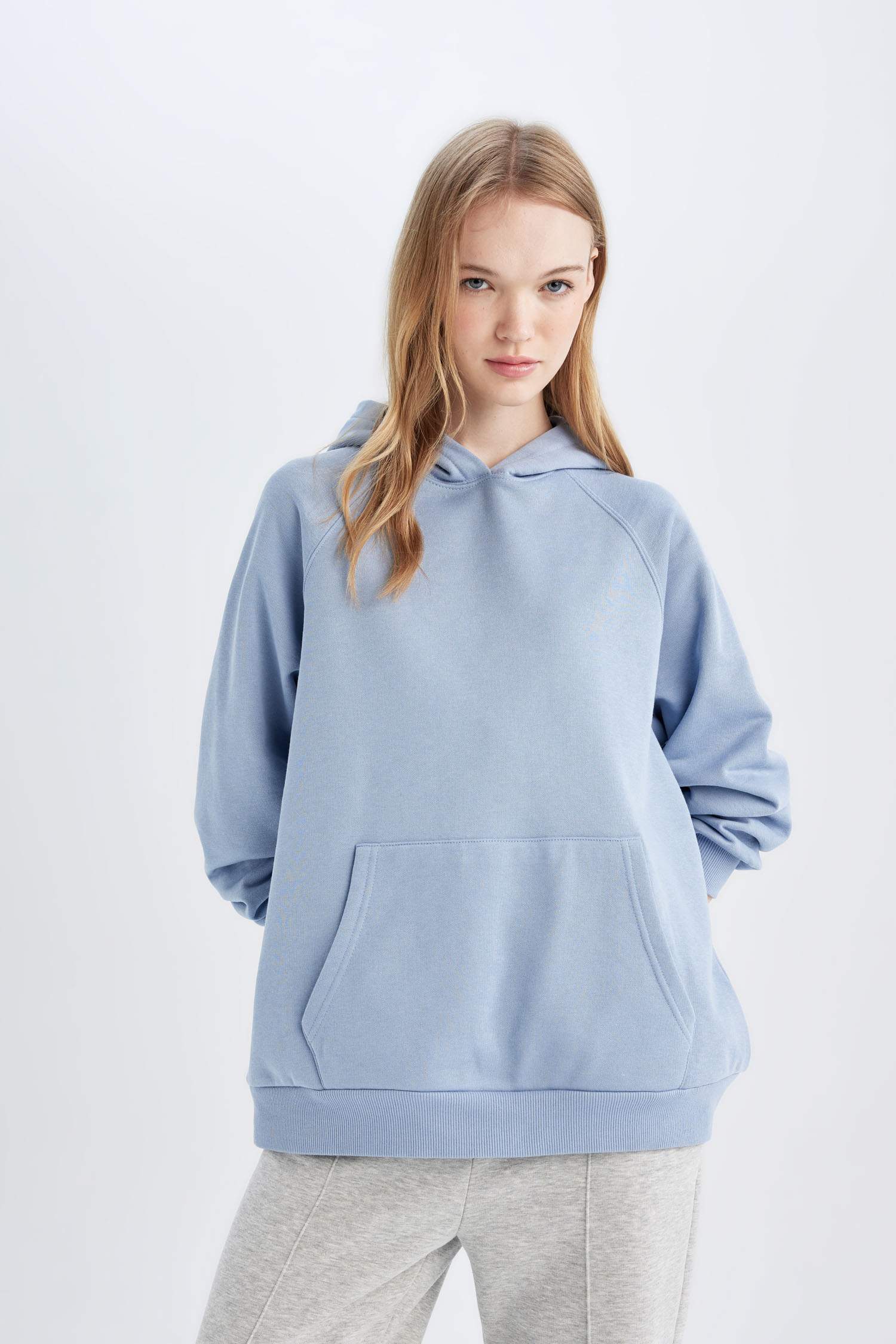 Oversize Geniş Kalıp Kapüşonlu Kanguru Cepli Kalın Basic Düz Sweatshirt