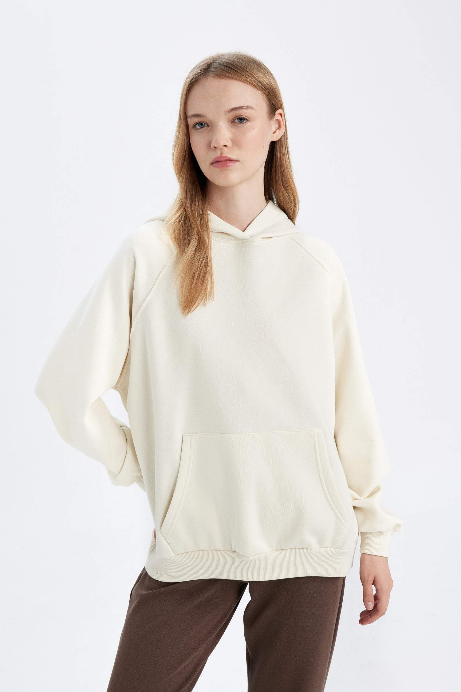 Oversize Geniş Kalıp Kapüşonlu Kanguru Cepli Kalın Basic Düz Sweatshirt
