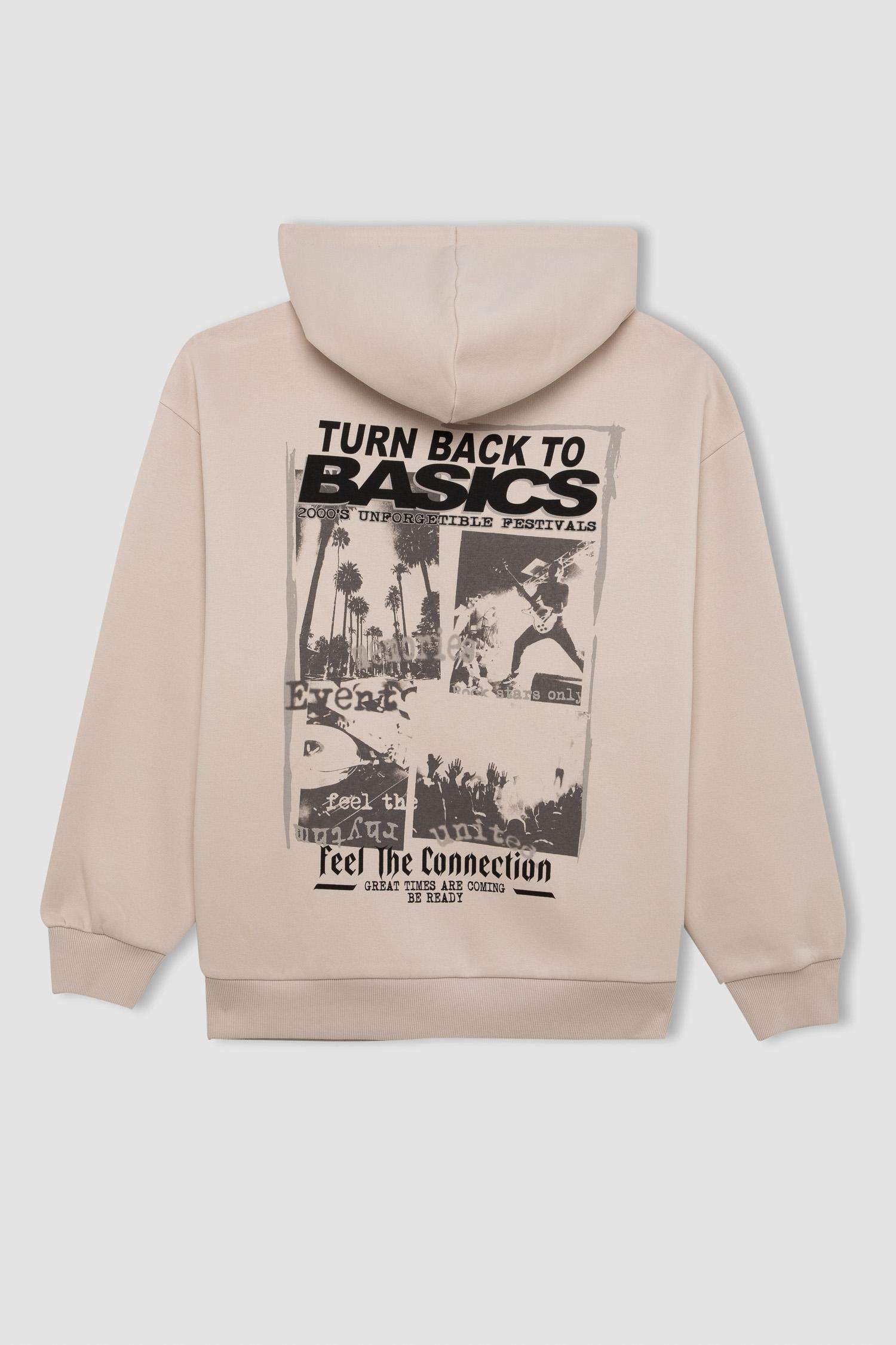 үлкен пішім орташа бас киімді Свитер