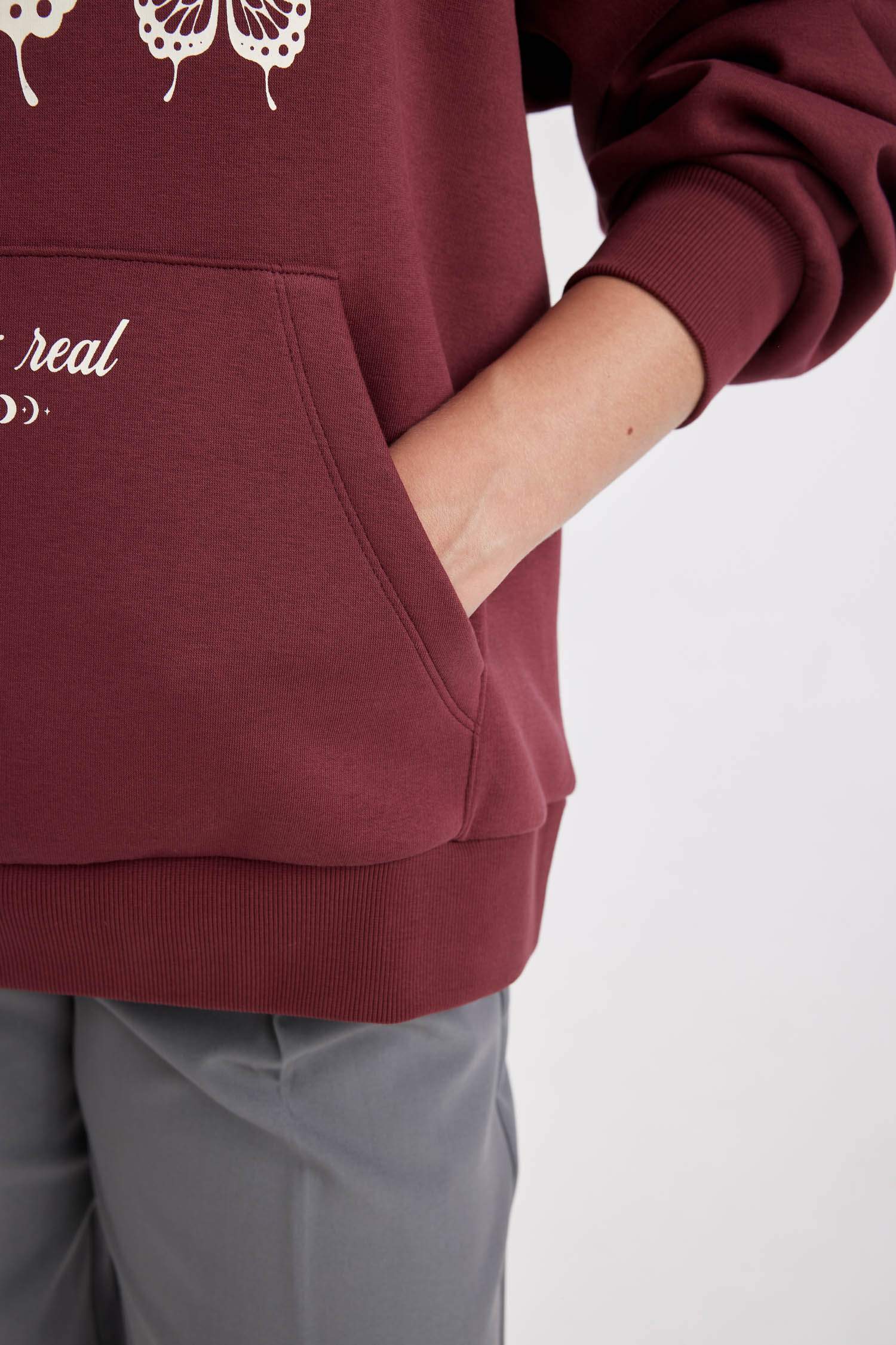 Oversize Fit Long Sleeve Sweatshirt