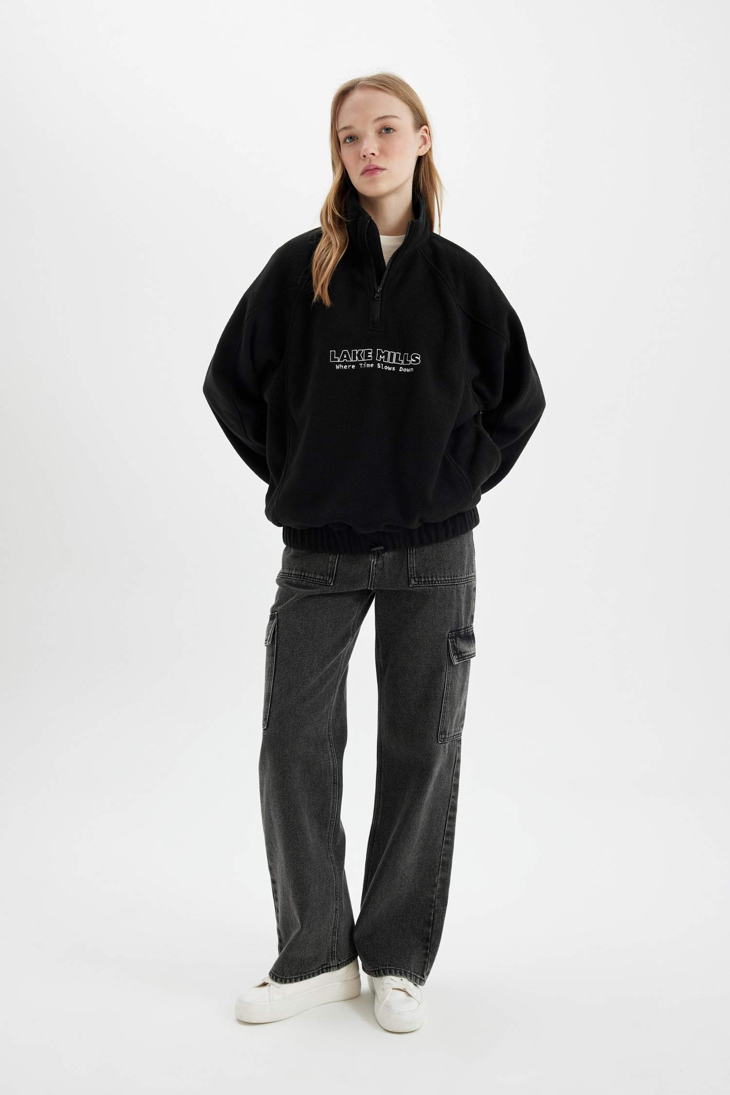 Regular Fit Half Zip Printed Fleece Sweatshirt