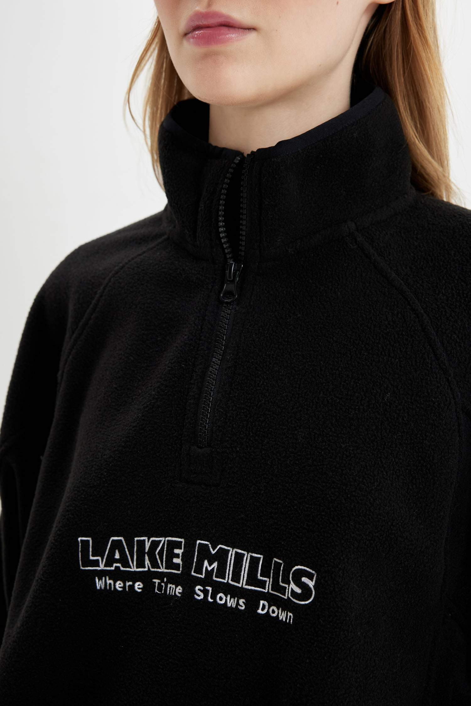 Regular Fit Half Zip Printed Fleece Sweatshirt