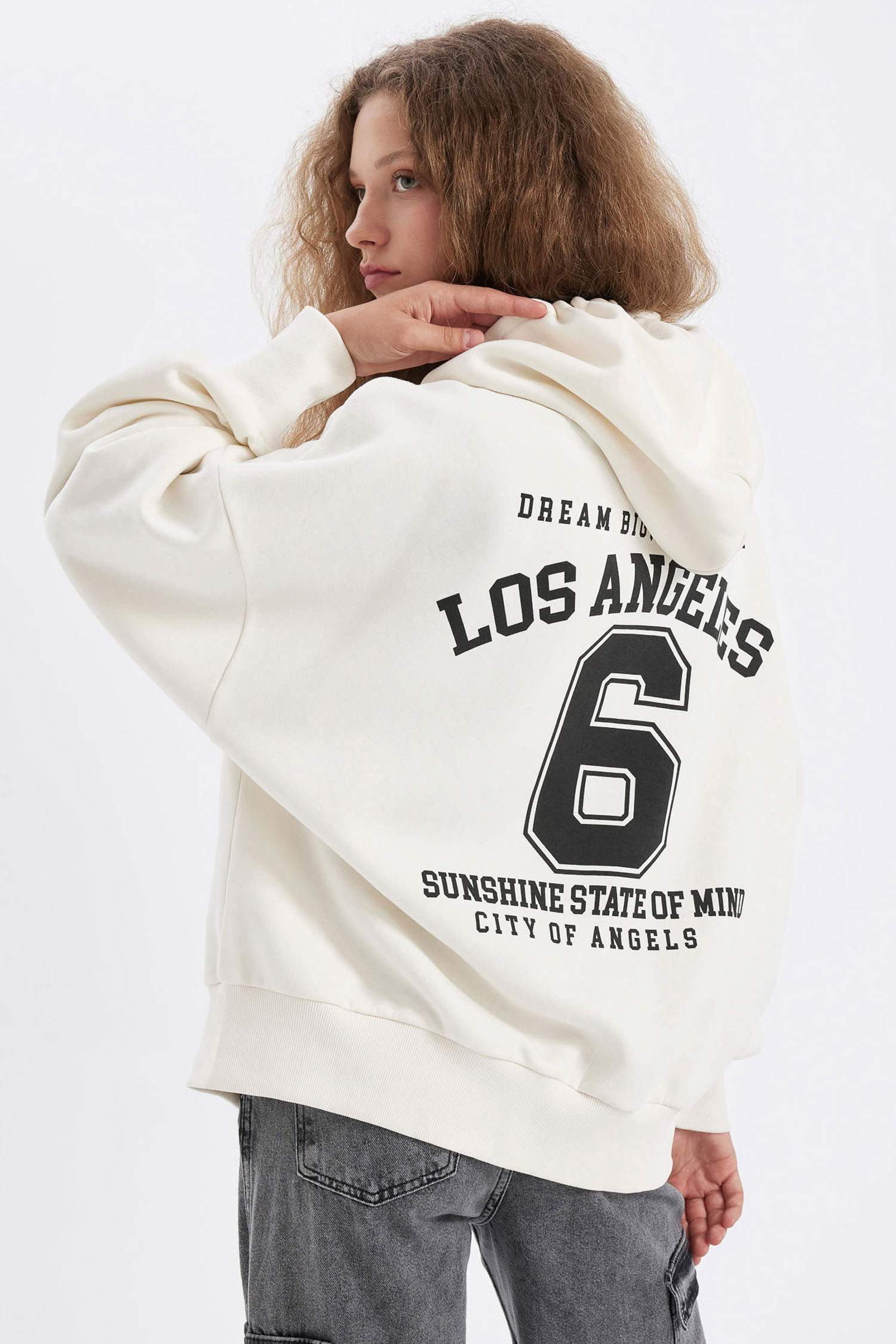 Oversize Geniş Kalıp Kapüşonlu Sırt Baskılı Kalın Fermuarlı Sweatshirt