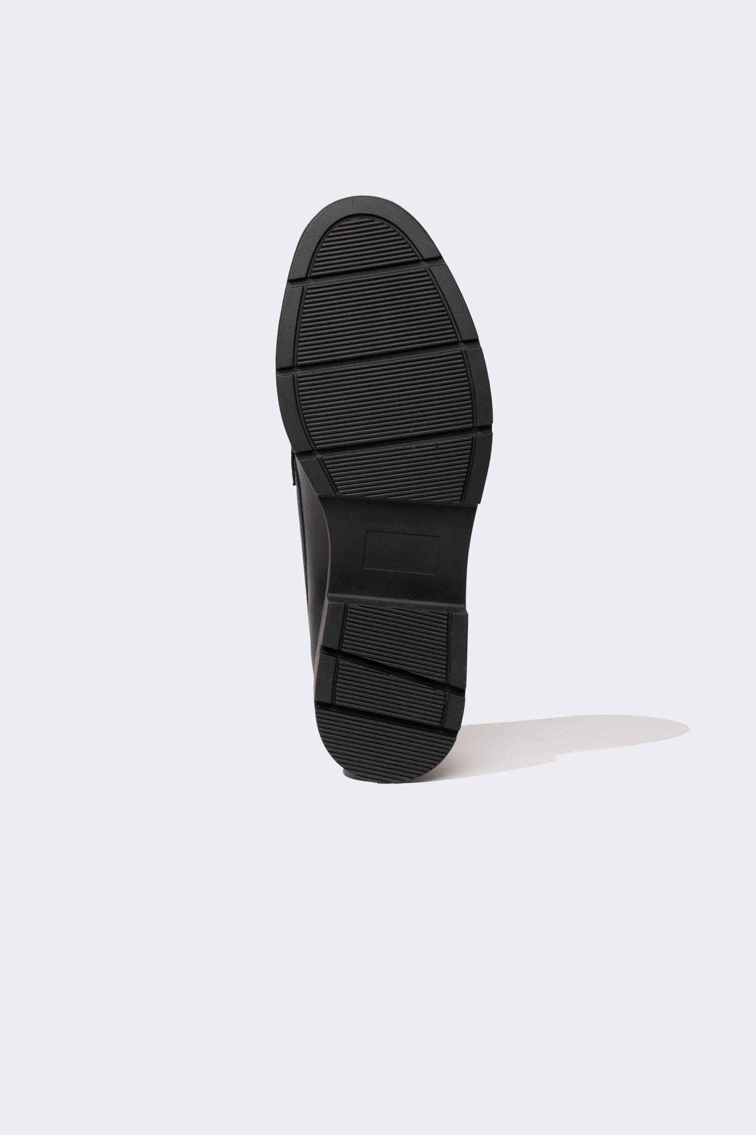 Woman Faux Leather Serrated Sole Casual Shoes