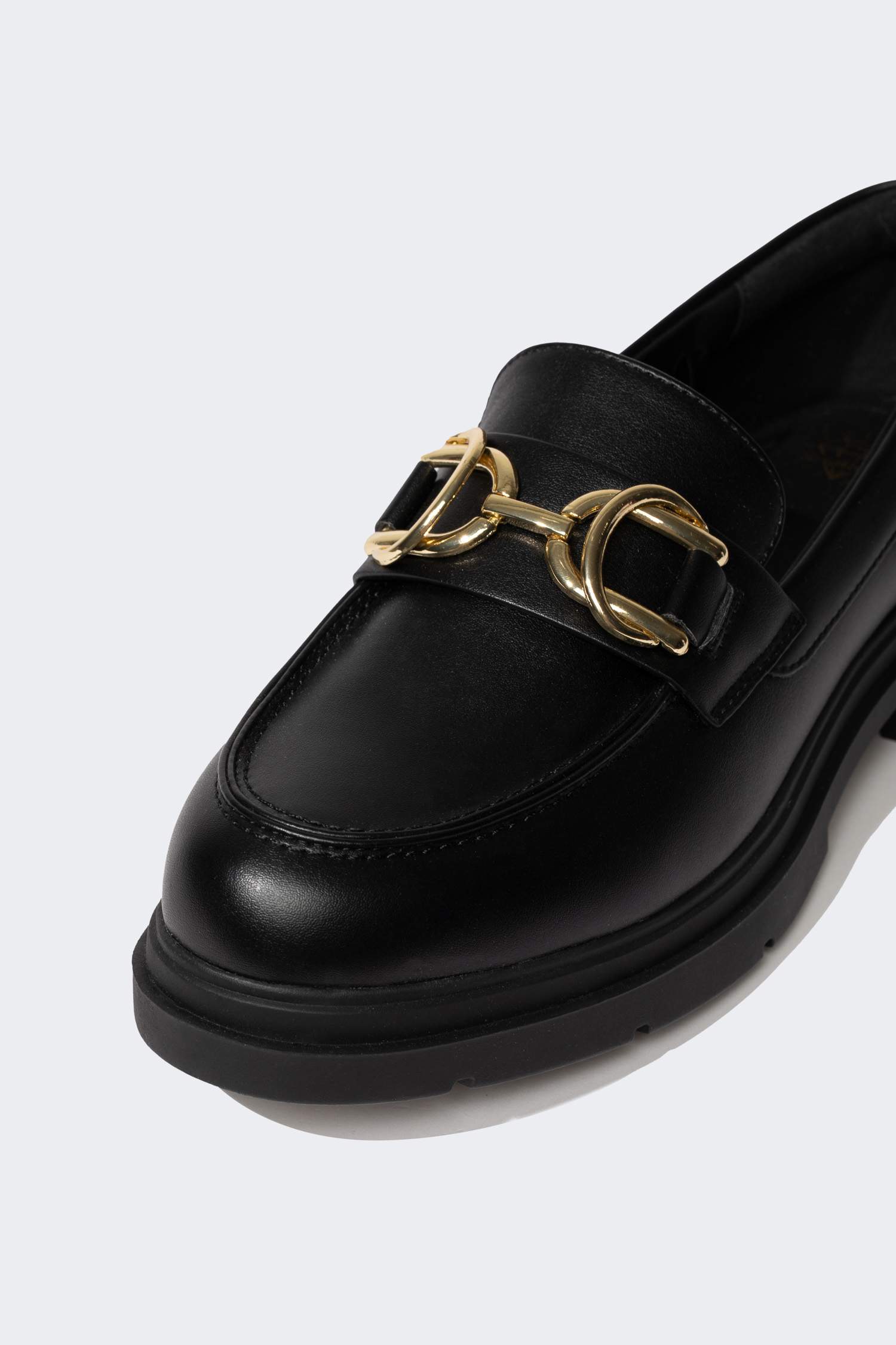 Woman Faux Leather Serrated Sole Casual Shoes