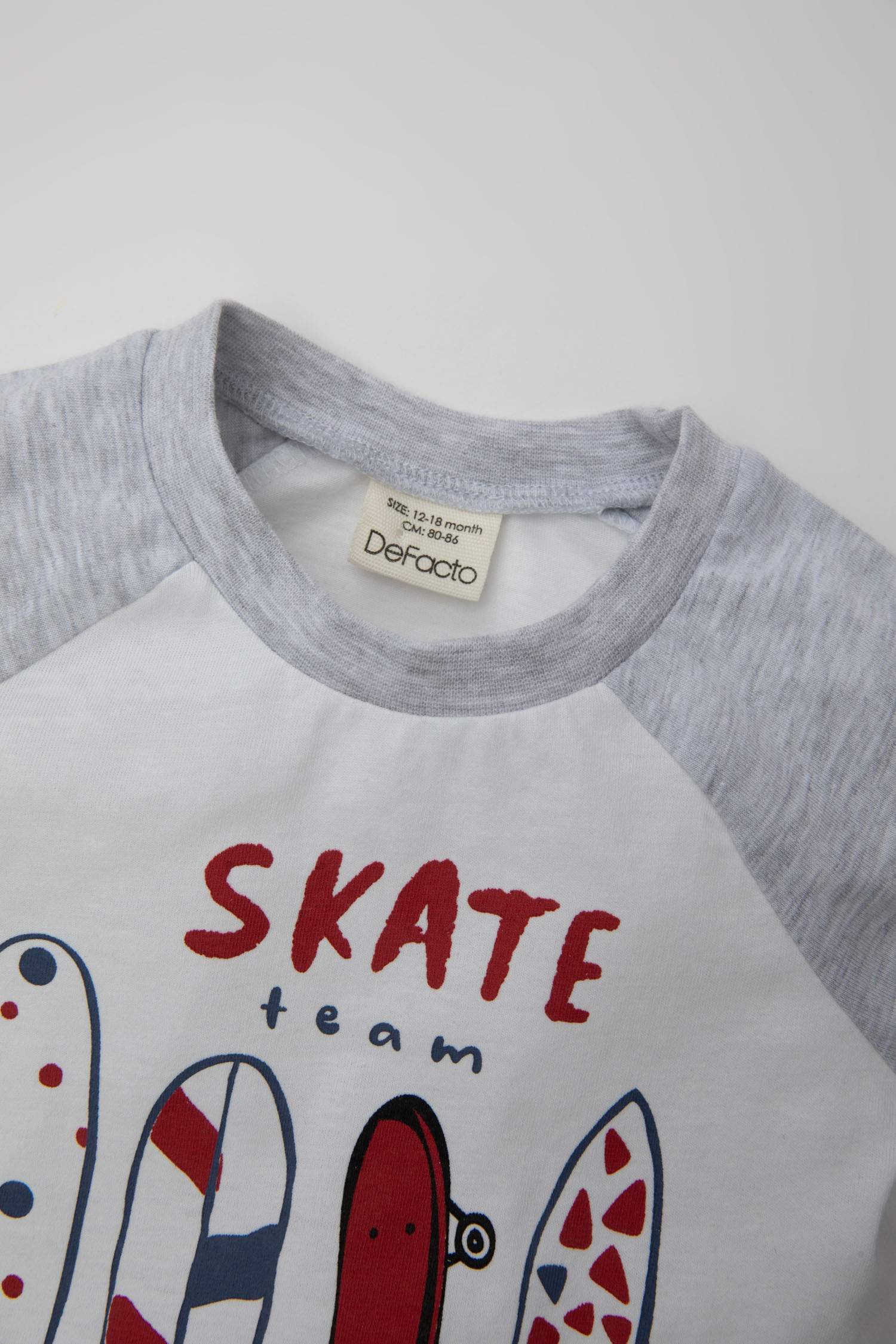 تيشيرت نص كم ولادي - قطعتين