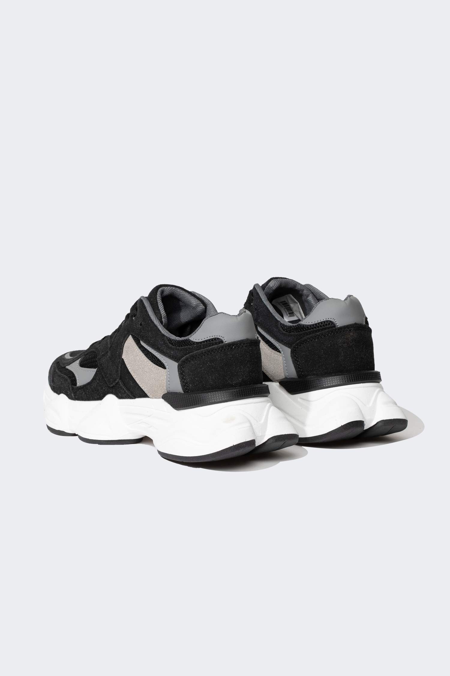 Ерлерге спорт аяқ киім